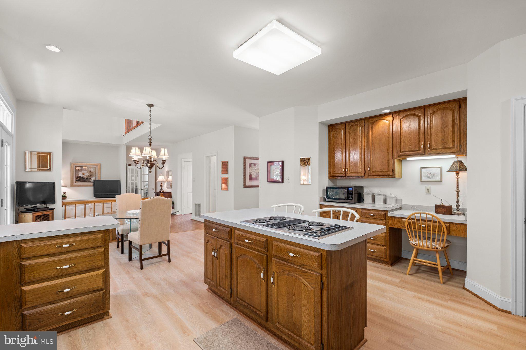 HUNTERS CREEK FARM - Residential