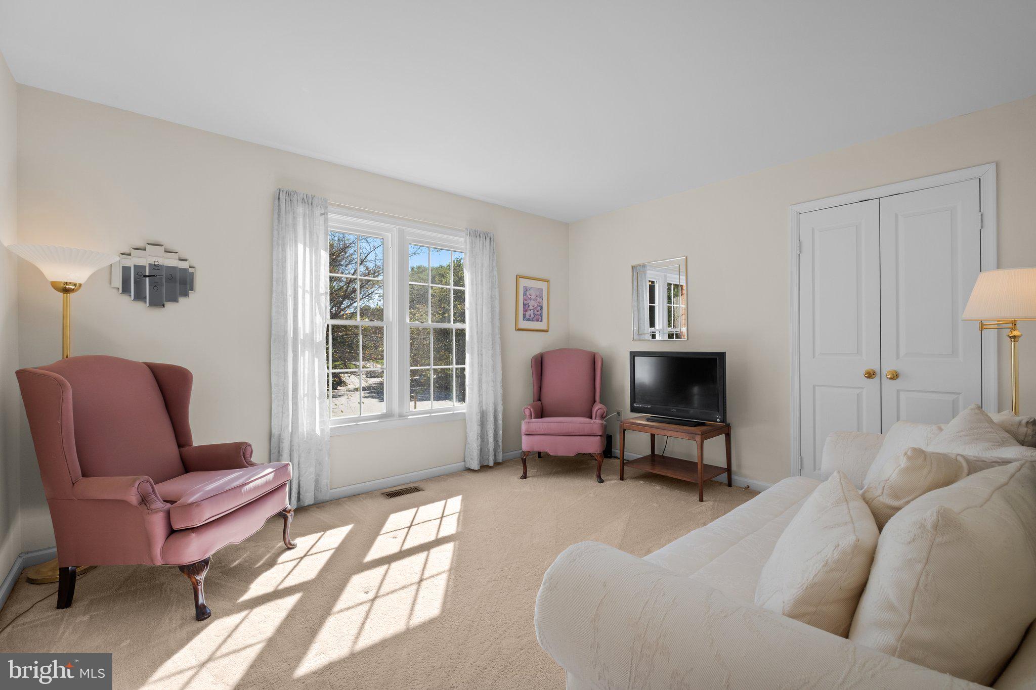 HUNTERS CREEK FARM - Residential