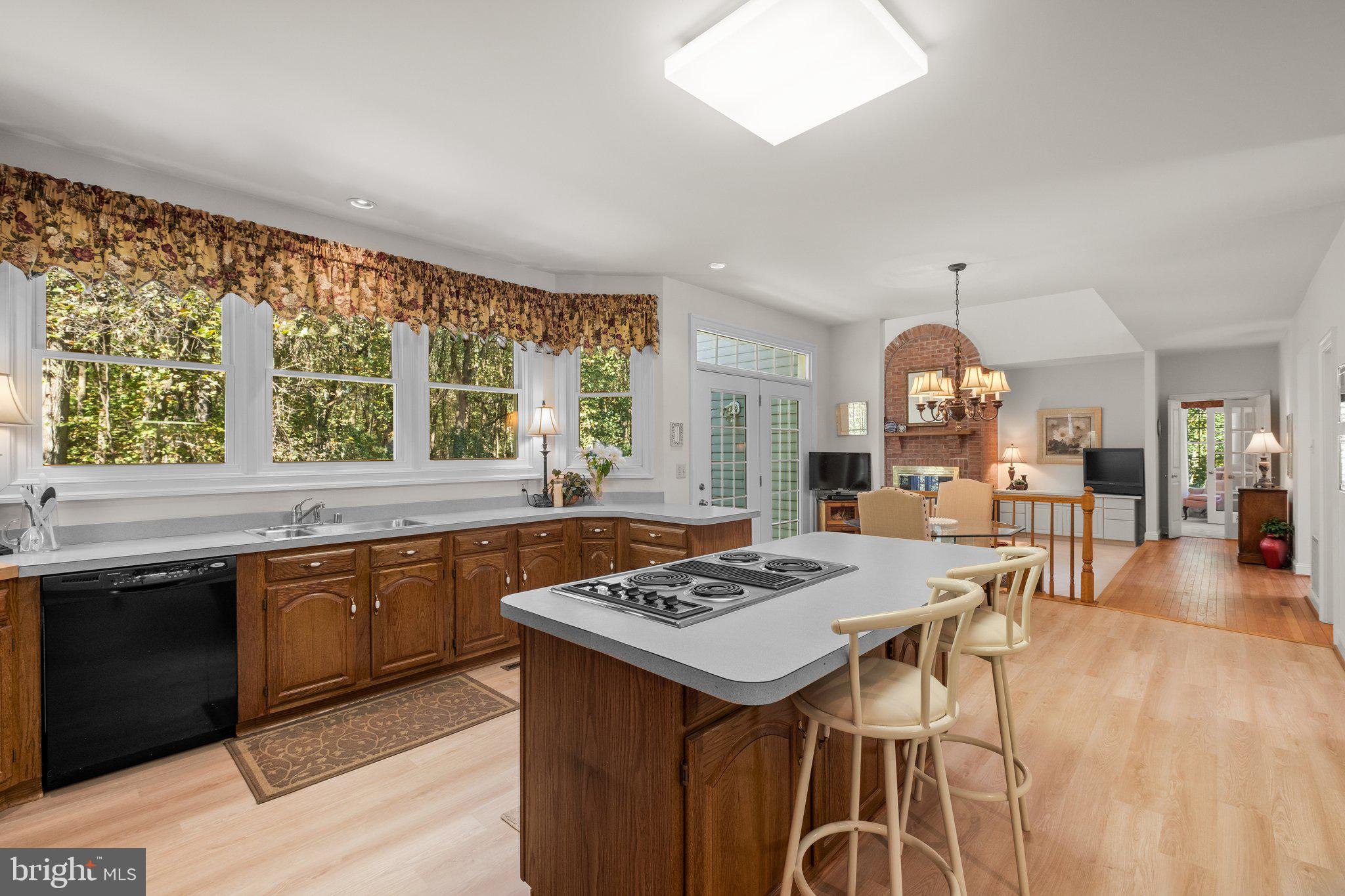 HUNTERS CREEK FARM - Residential