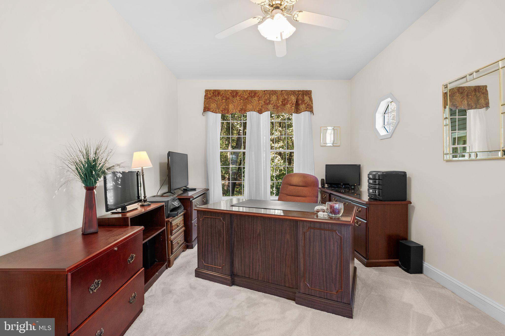 HUNTERS CREEK FARM - Residential