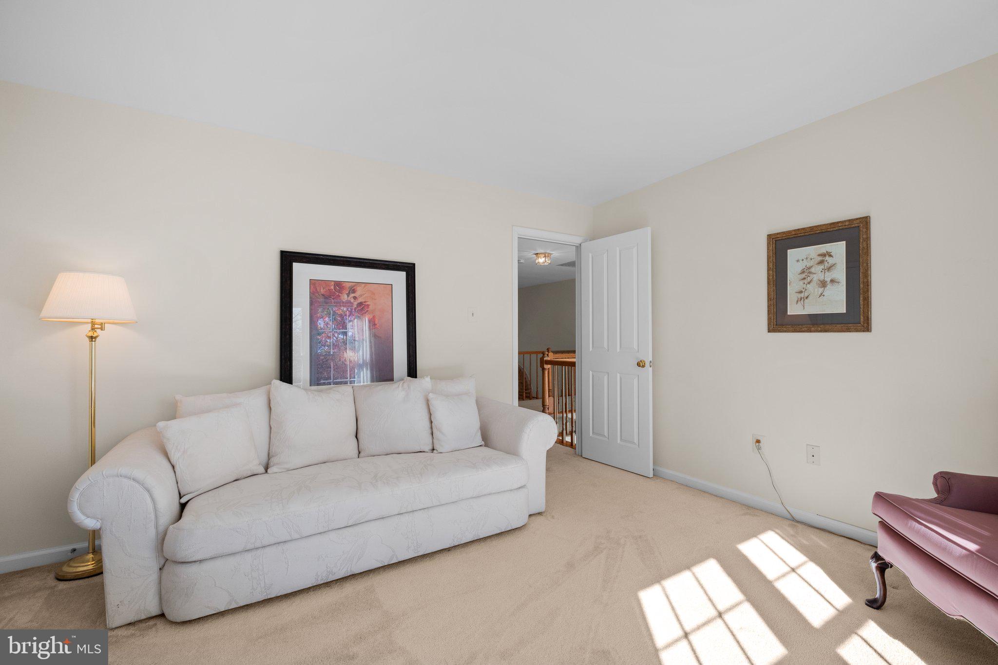 HUNTERS CREEK FARM - Residential