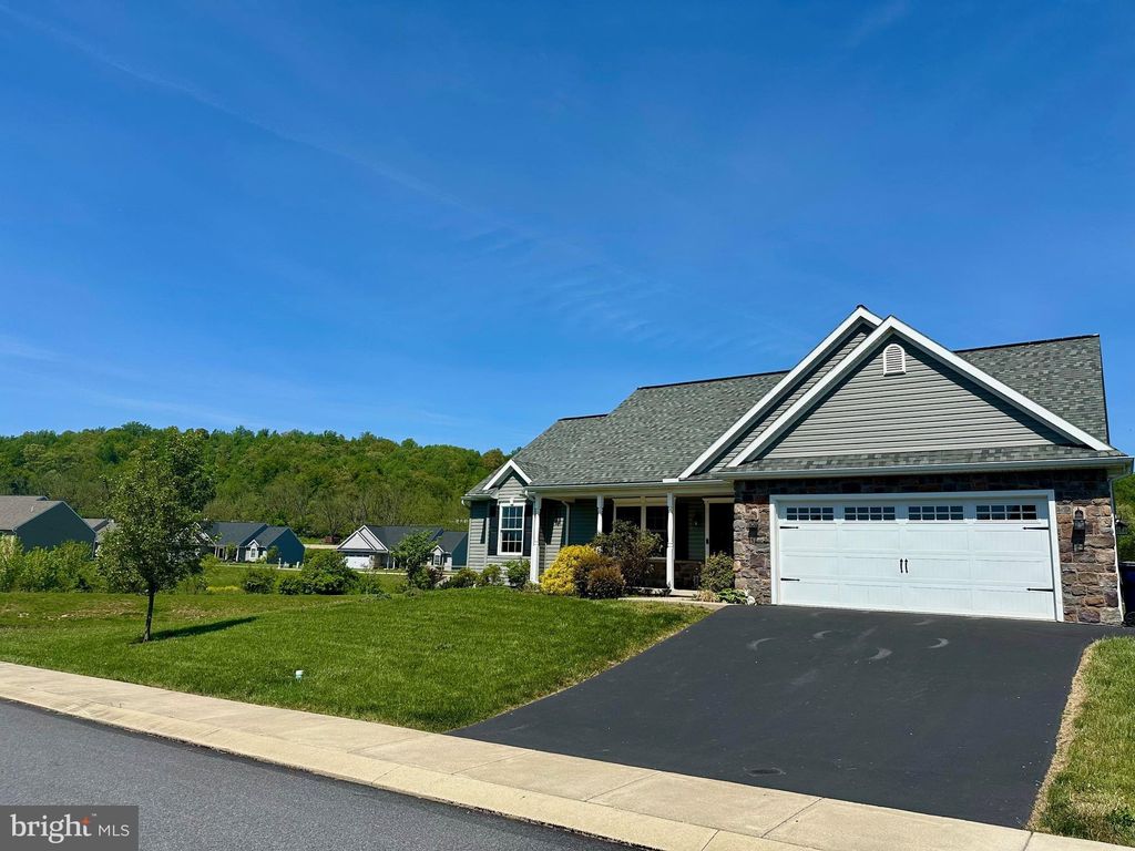 Photo of 180 Abbey Lane, Narvon, PA 17555 (MLS # PALA2050478)