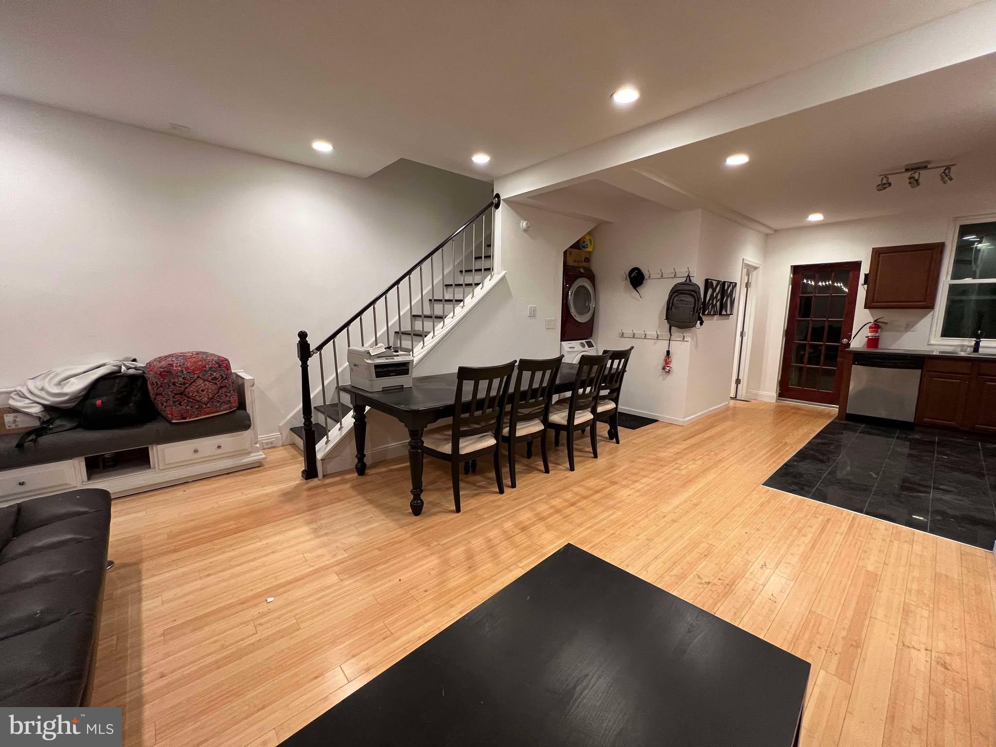 1278 MORSE STREET NE