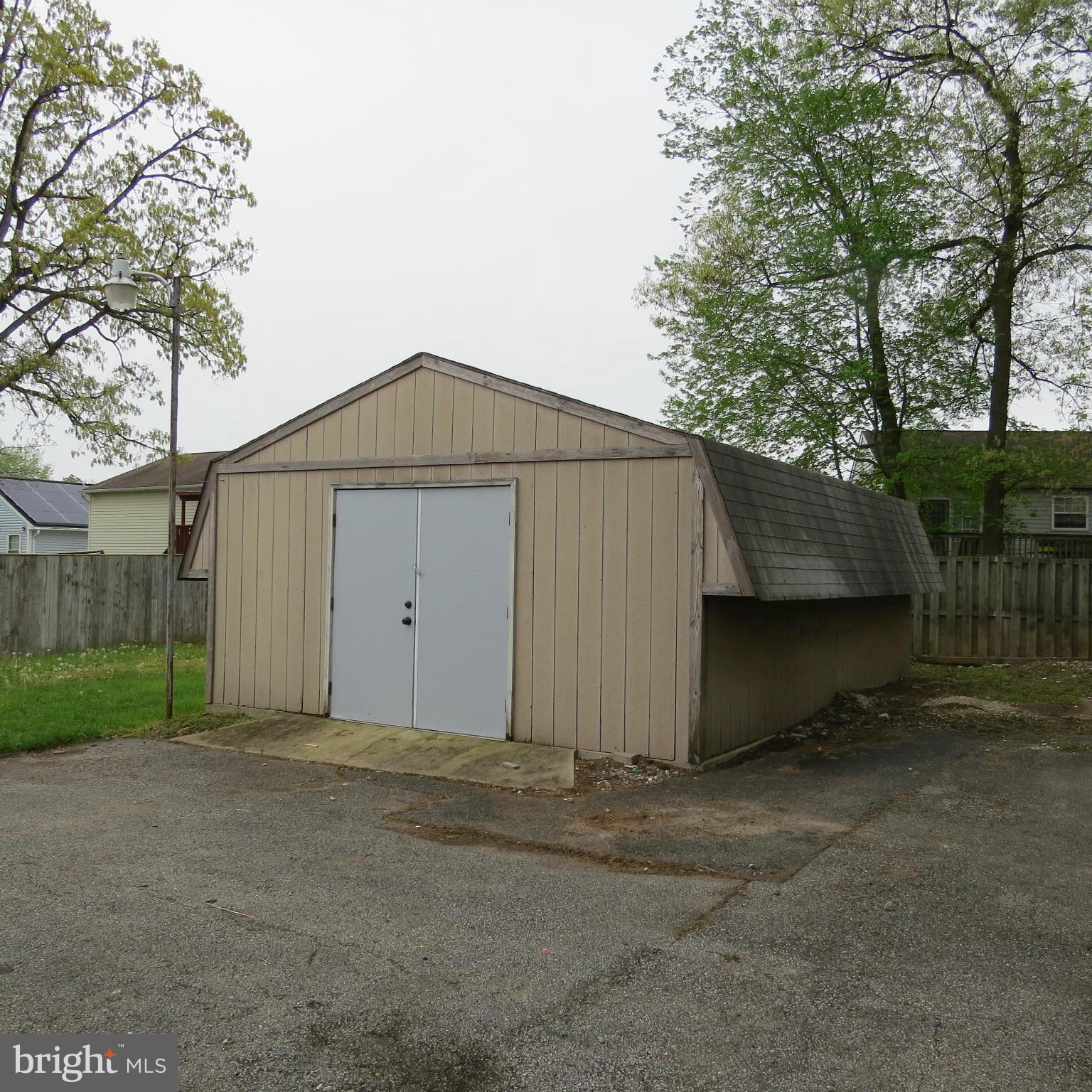 PINE TERRACE - Residential