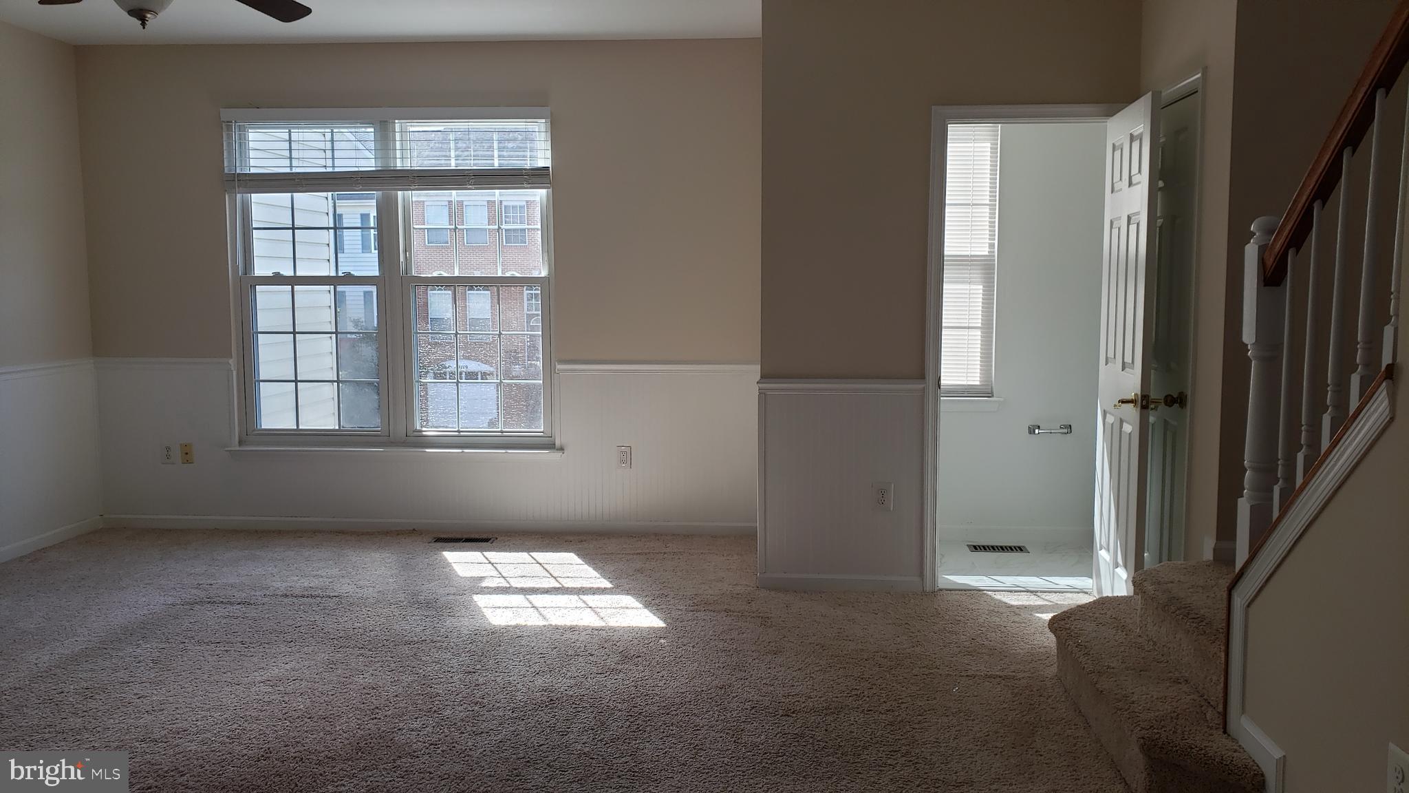 ASHBURN VILLAGE - Residential Lease