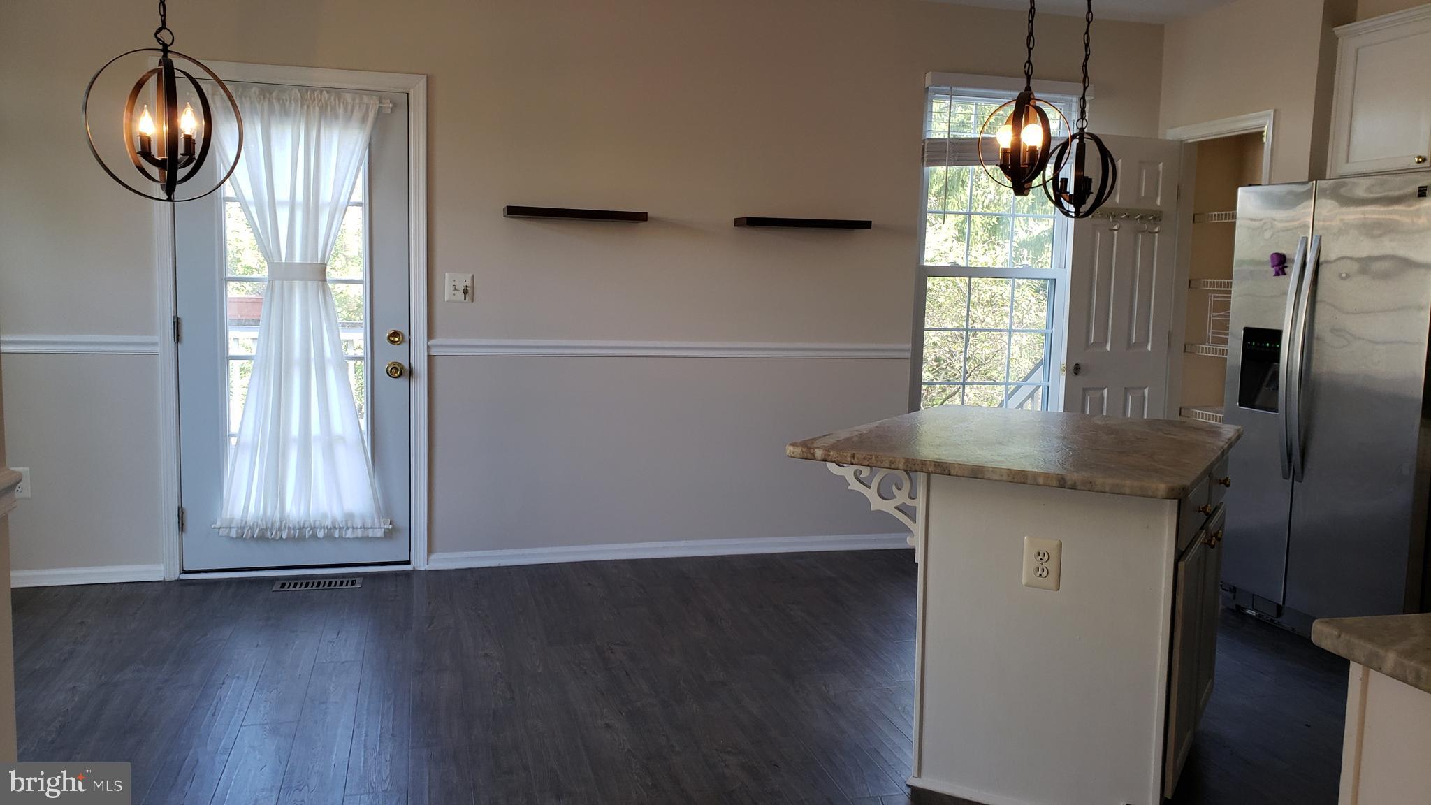 ASHBURN VILLAGE - Residential Lease