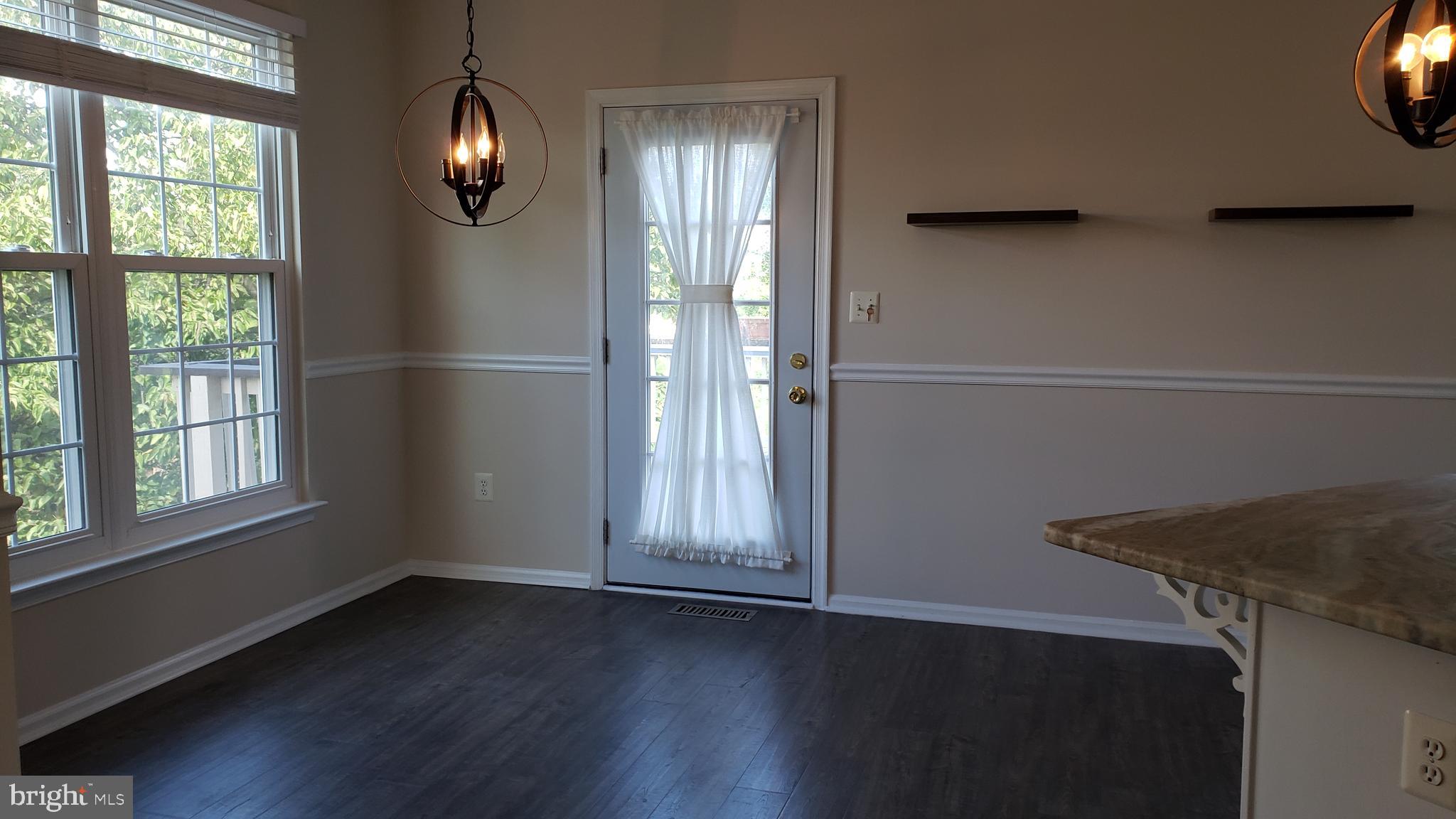 ASHBURN VILLAGE - Residential Lease