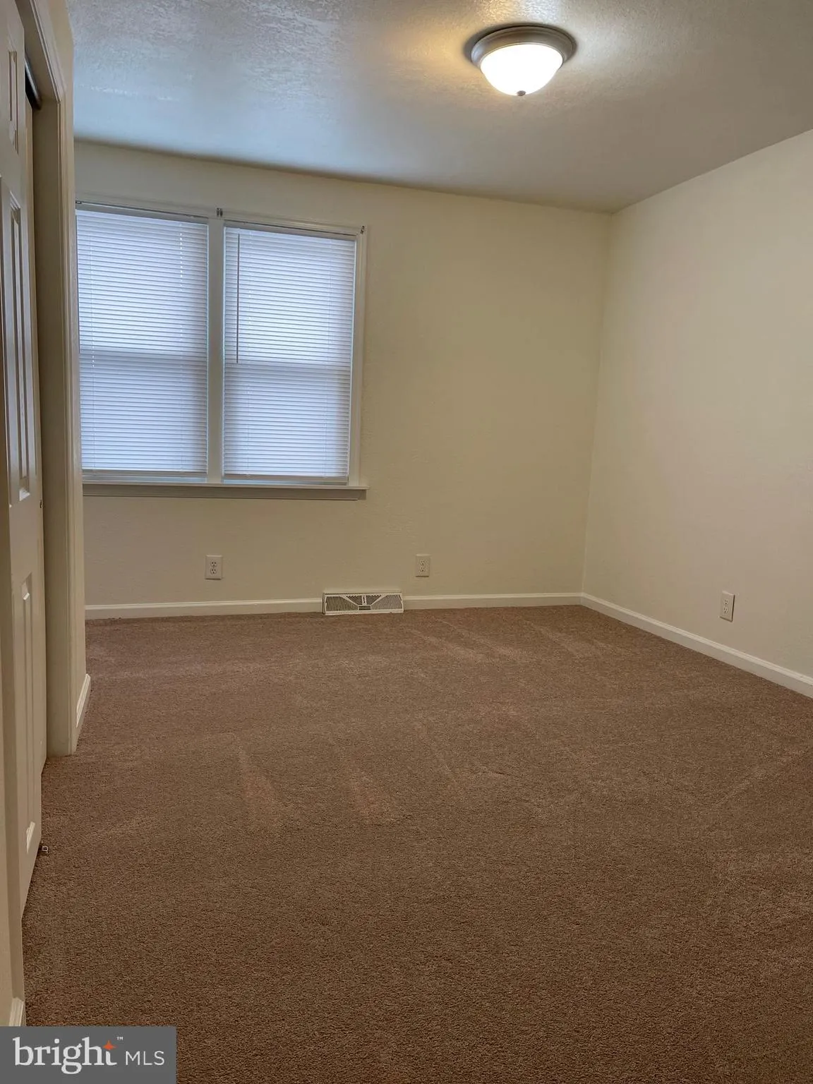 Carneys Point, New Jersey 08069, United States, 3 Bedrooms Bedrooms, ,1 BathroomBathrooms,Residential,Active,249024