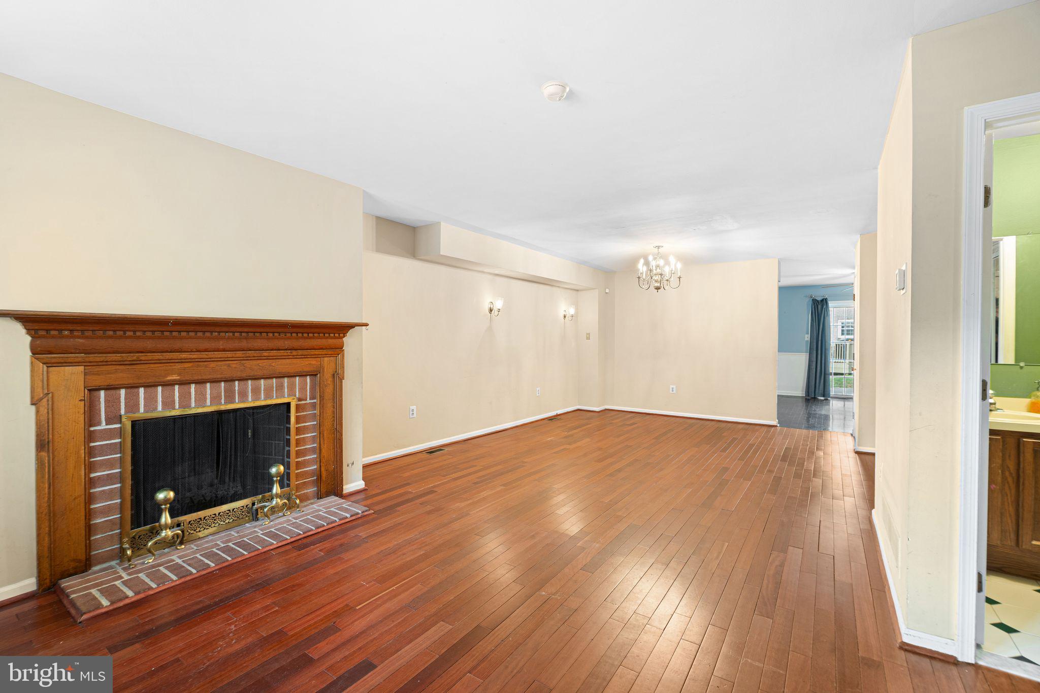 HERITAGE MANOR - Residential