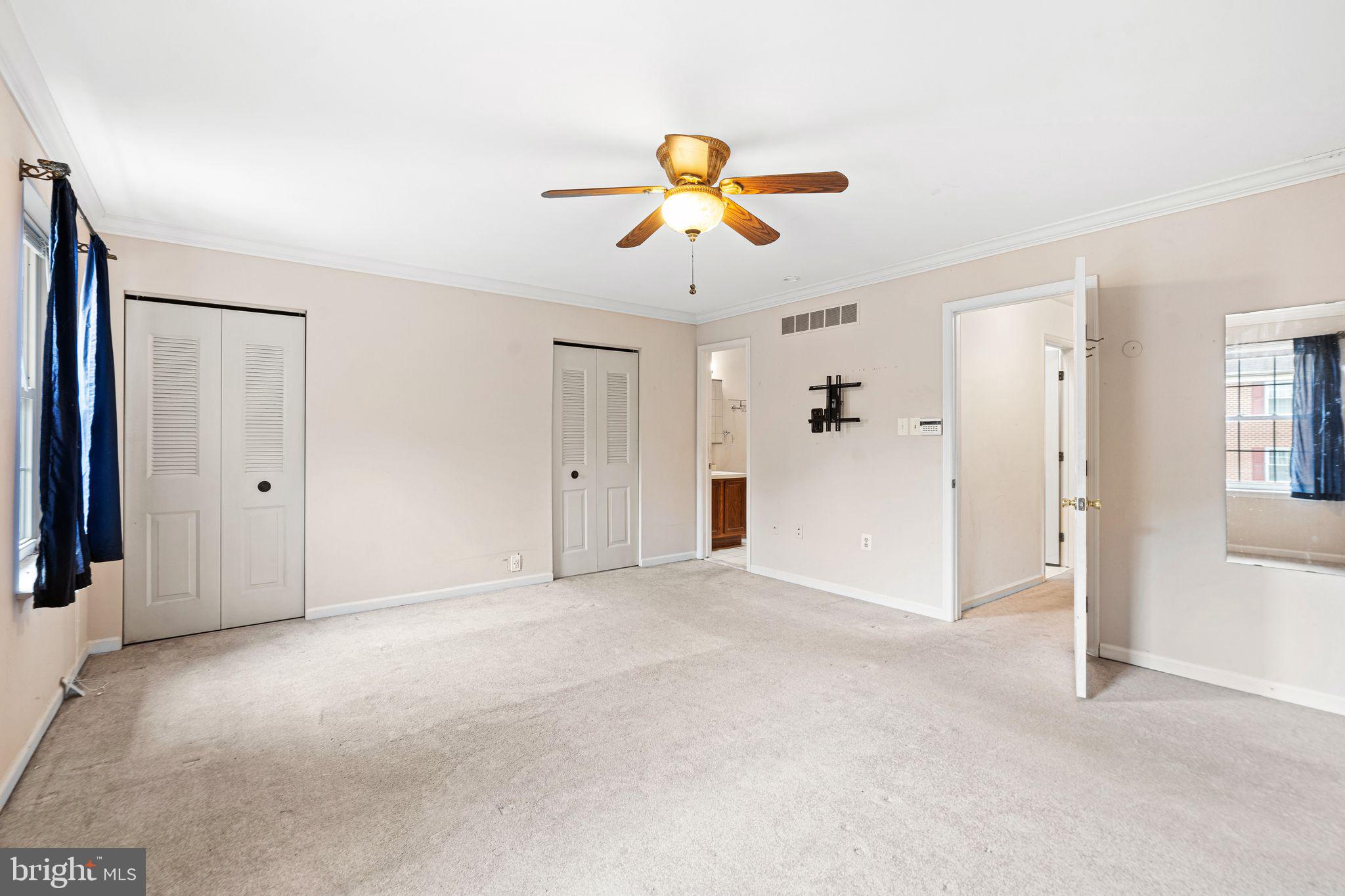 HERITAGE MANOR - Residential