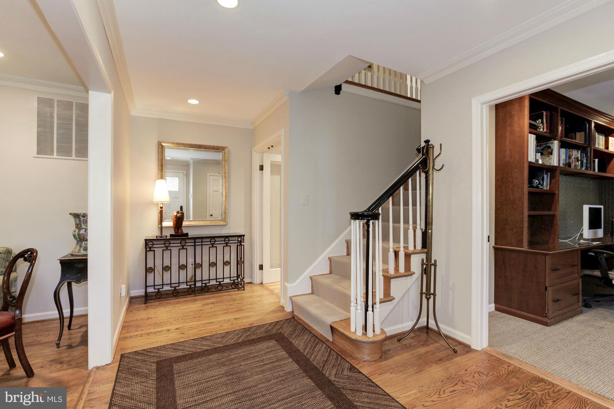 RIVER FALLS - Residential