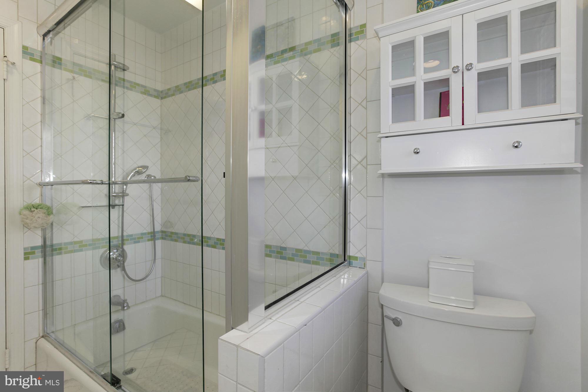 RIVER FALLS - Residential