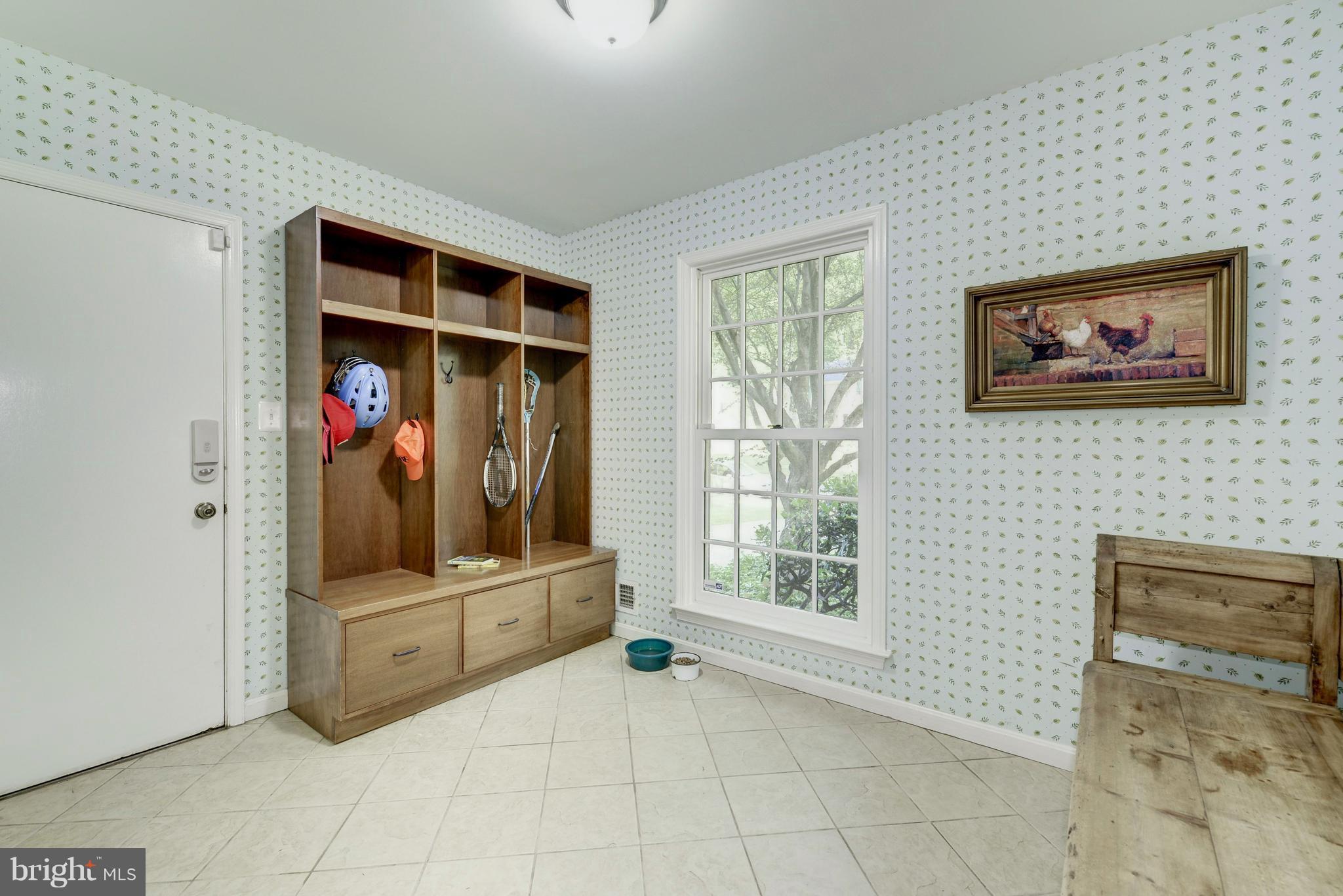 RIVER FALLS - Residential