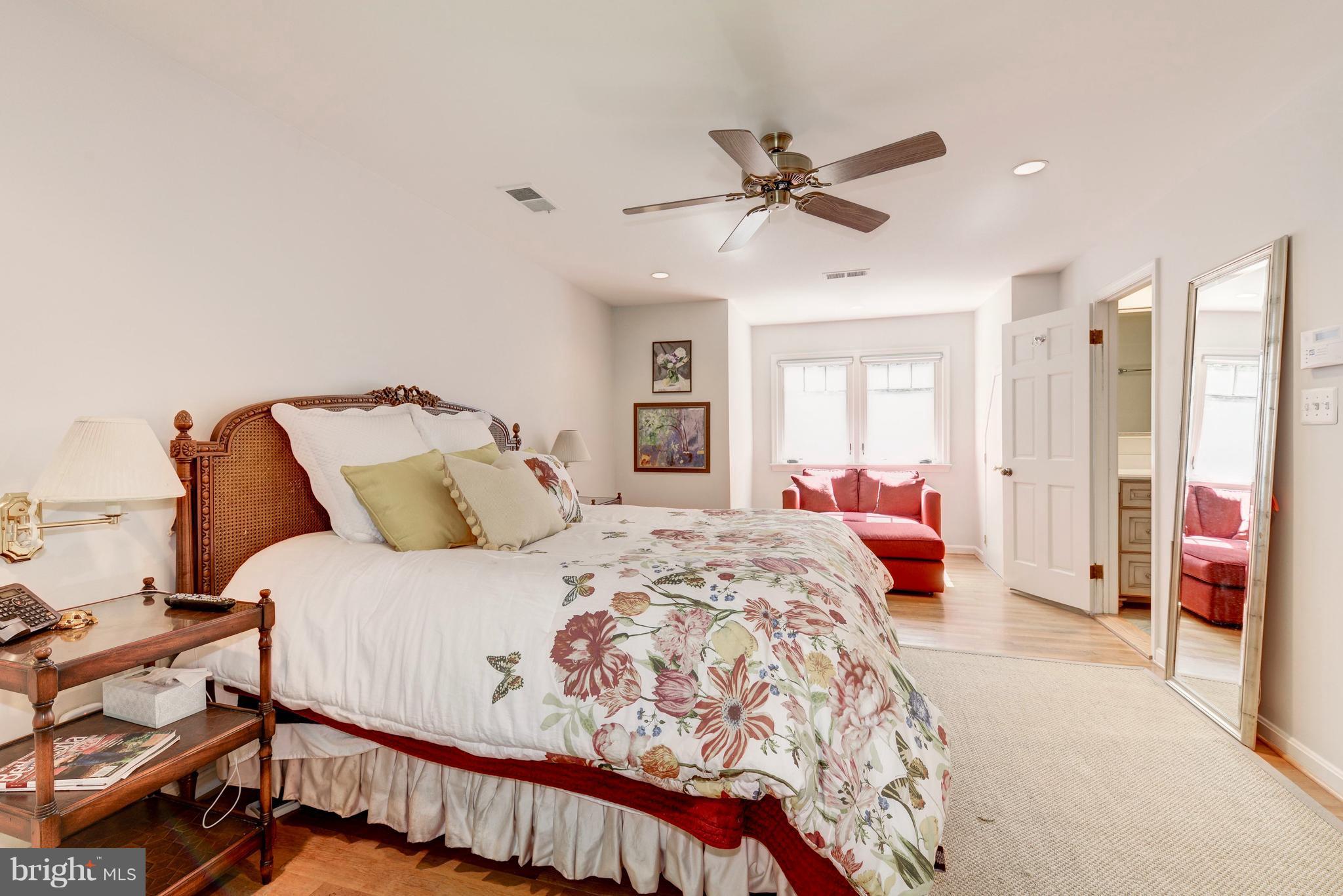 RIVER FALLS - Residential