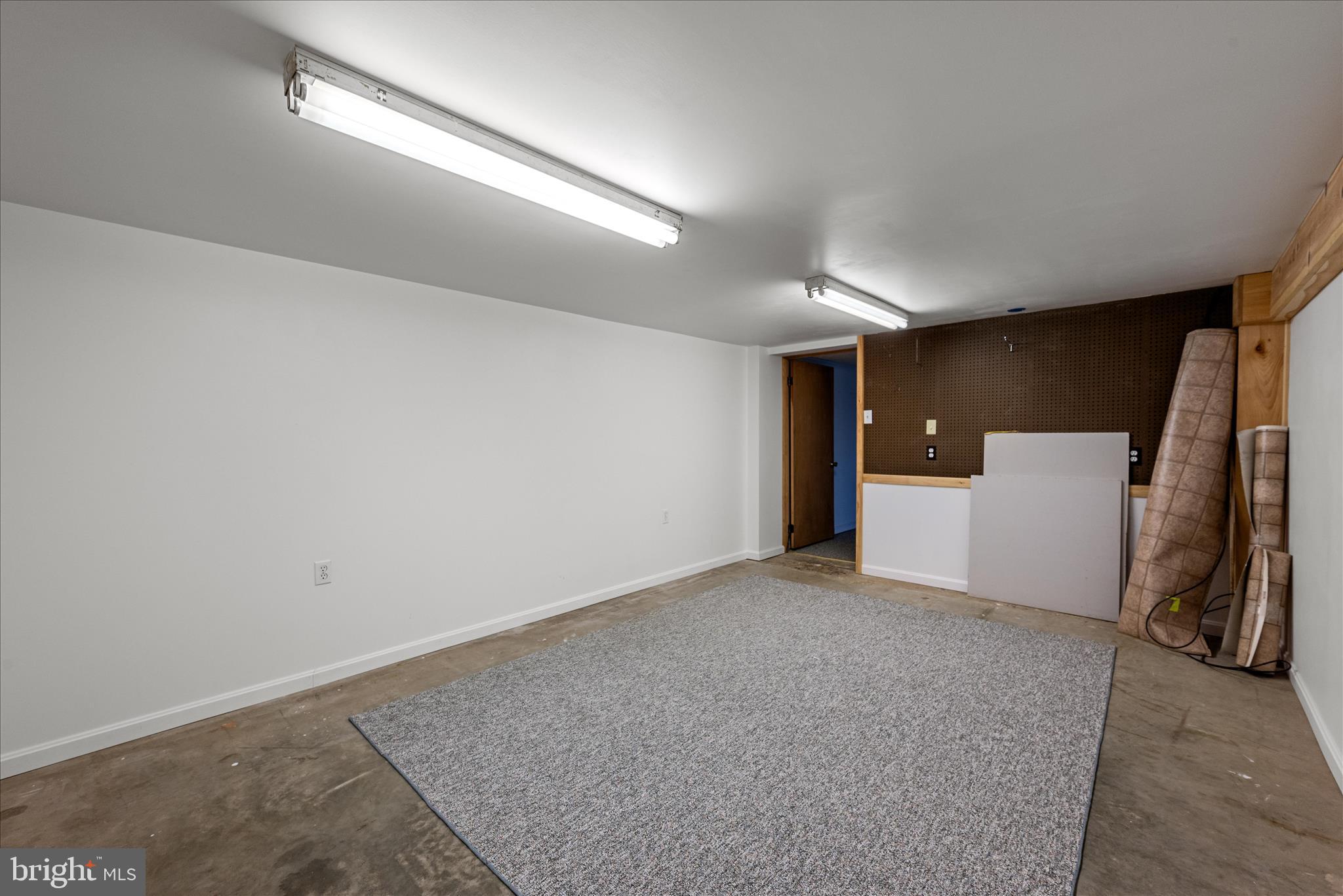 SUNRISE SUMMIT - Residential Income