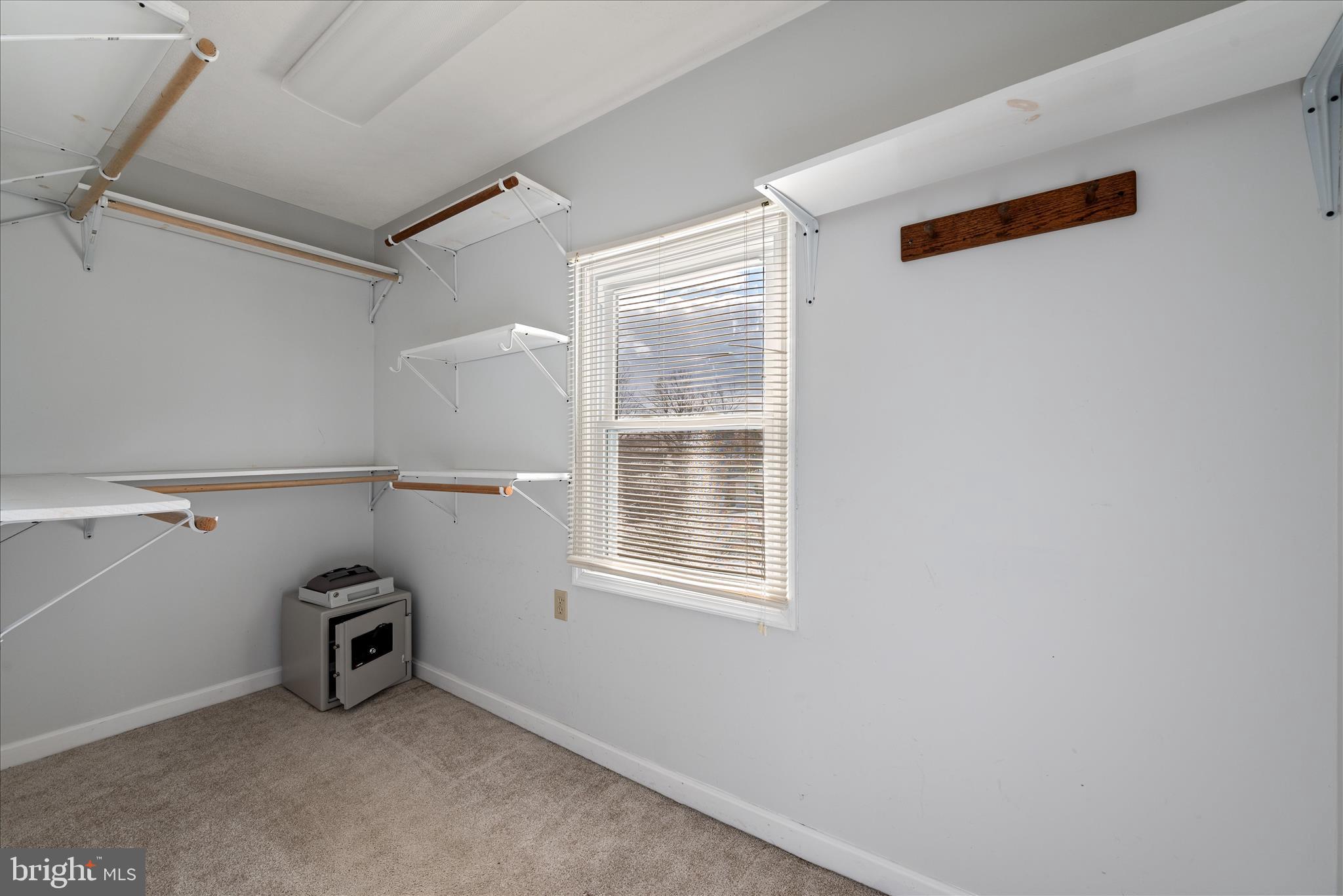 SUNRISE SUMMIT - Residential Income