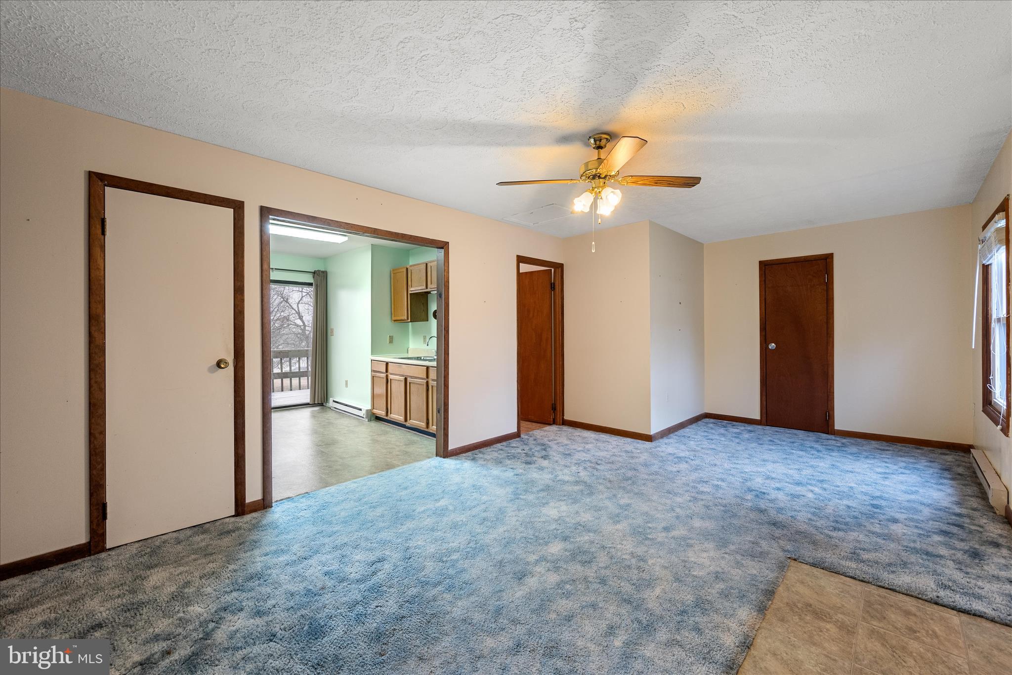 SUNRISE SUMMIT - Residential Income