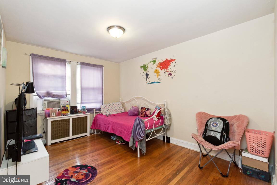 EDMONDSON VILLAGE - Residential