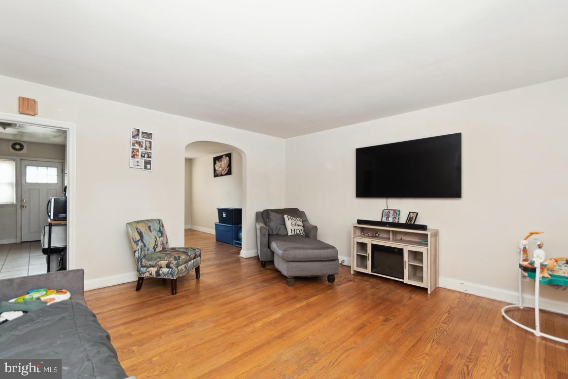 EDMONDSON VILLAGE - Residential