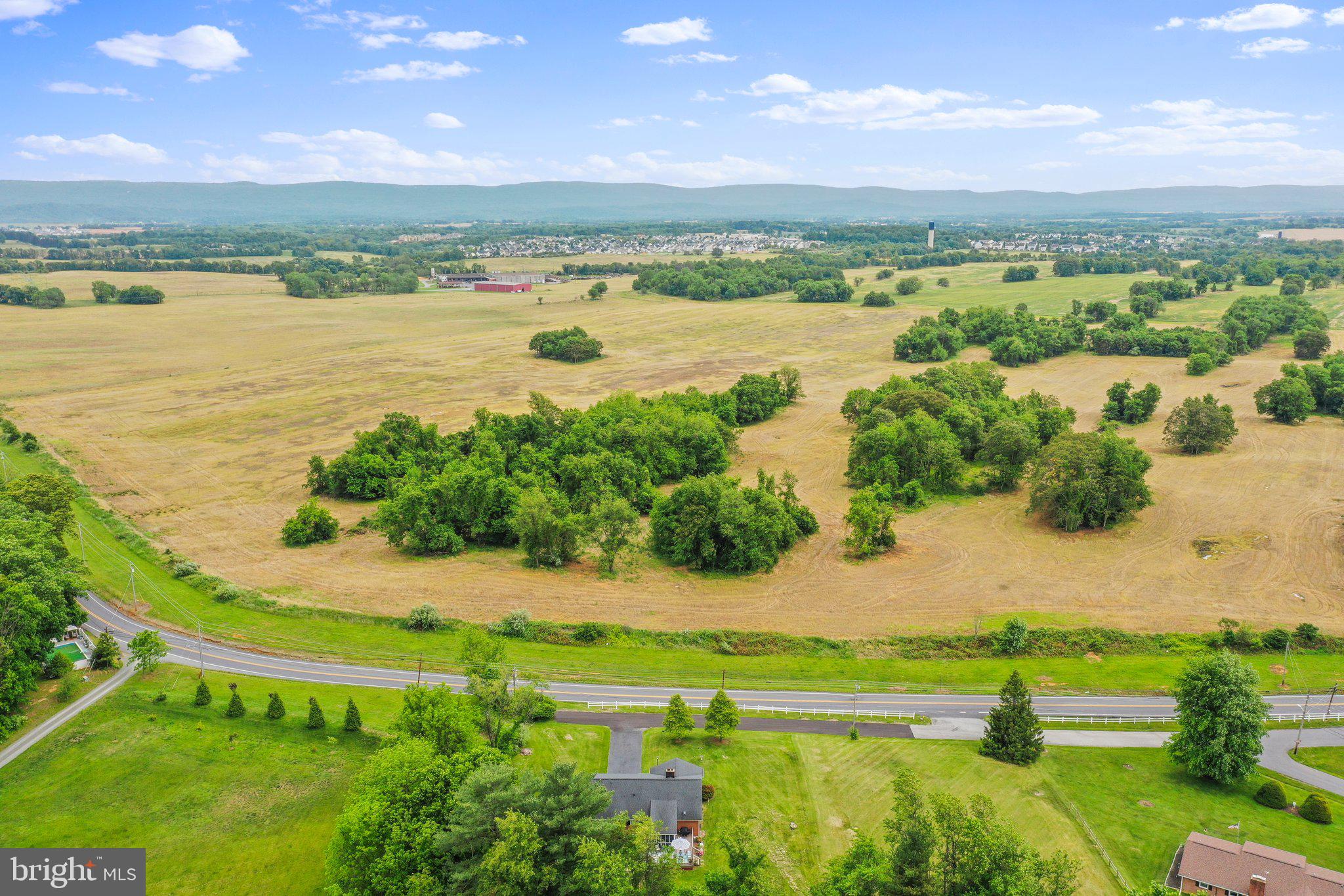 TUSCAWILLA HILLS - Residential