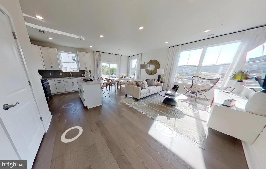 STEELPOINTE - Residential Lease