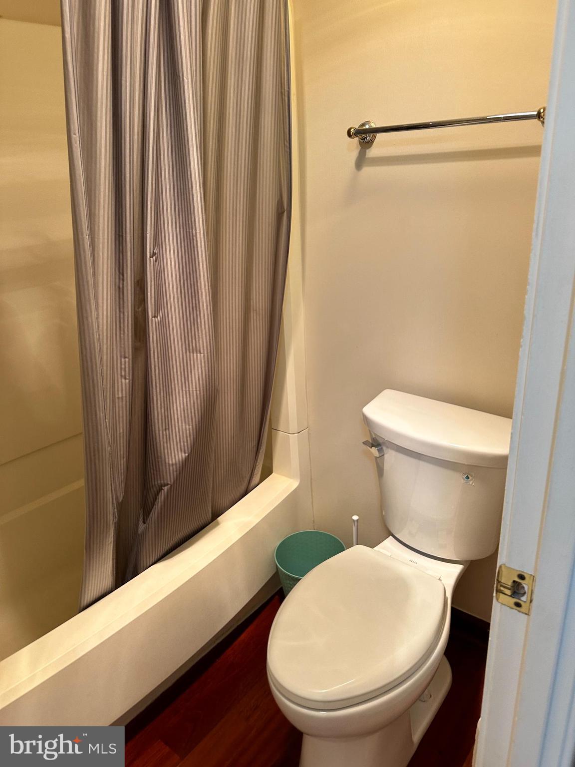 WATERGATE AT LANDMARK - Residential