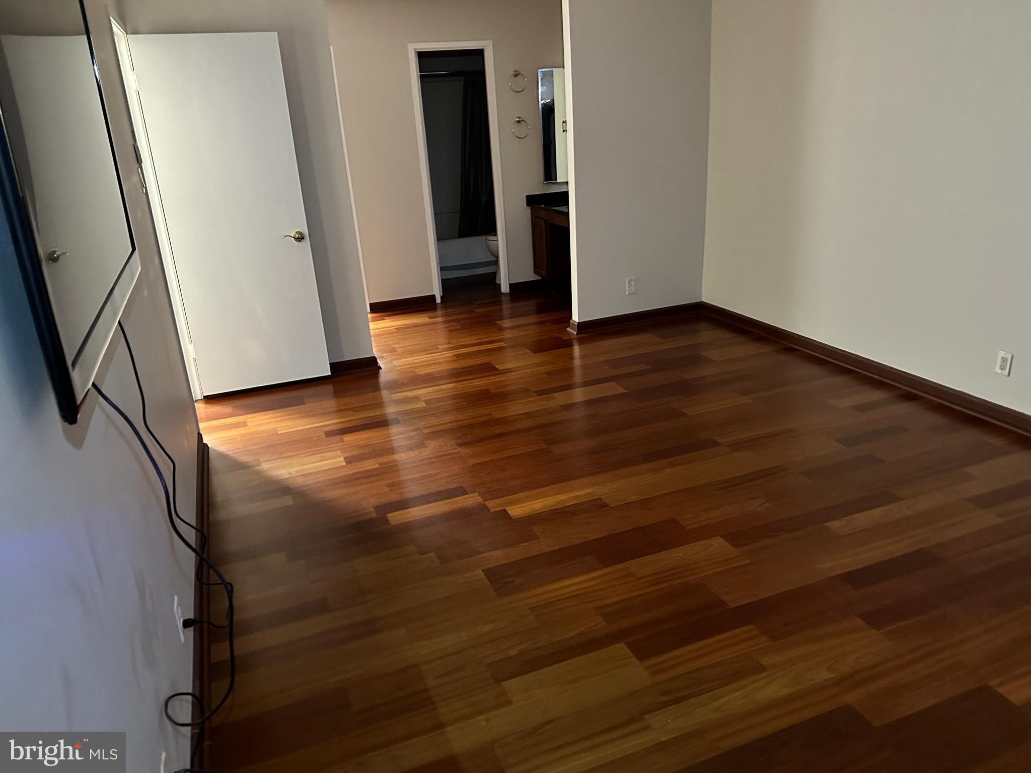 WATERGATE AT LANDMARK - Residential