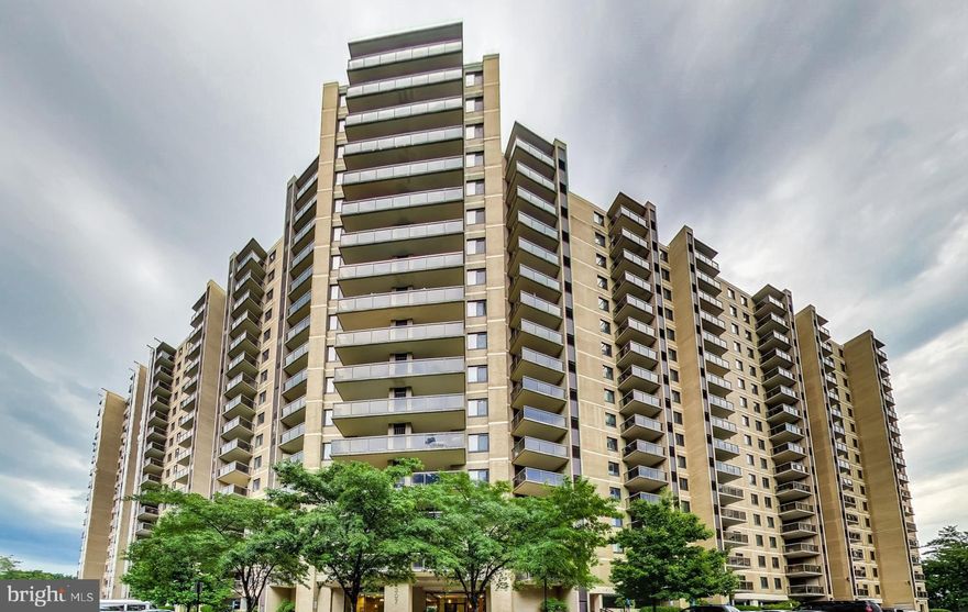 Vacation where you live, with this 2-bedroom, 2 Bath Condo in this fantastic community with indoor & outdoor pools, tennis court, fitness center, playgrounds, library and so much more, its resort living at its finest. This home boasts newer flooring throughout with fantastic kitchen with Granite, breakfast bar, wine cabinet, with double ovens, stove top, new refrigerator, dish washer, and brand new in unit washer and dryer. Enjoy the great space with plenty of light, and updated lighting throughout the home. Off the kitchen enjoy the dry bar, and additional cabinet space, nice size dining area open to living room with a fantastic patio with unbelievable views. This unit has plenty of space with it’s California closets, and comes with it’s very own storage unit, and underground parking space. Checkout this move in ready condo, in a community with so much to offer, just a short distance to the nation’s capital, restaurants, and shops. Utilities (gas, electric, water and sewer) included in Condo Association fee.