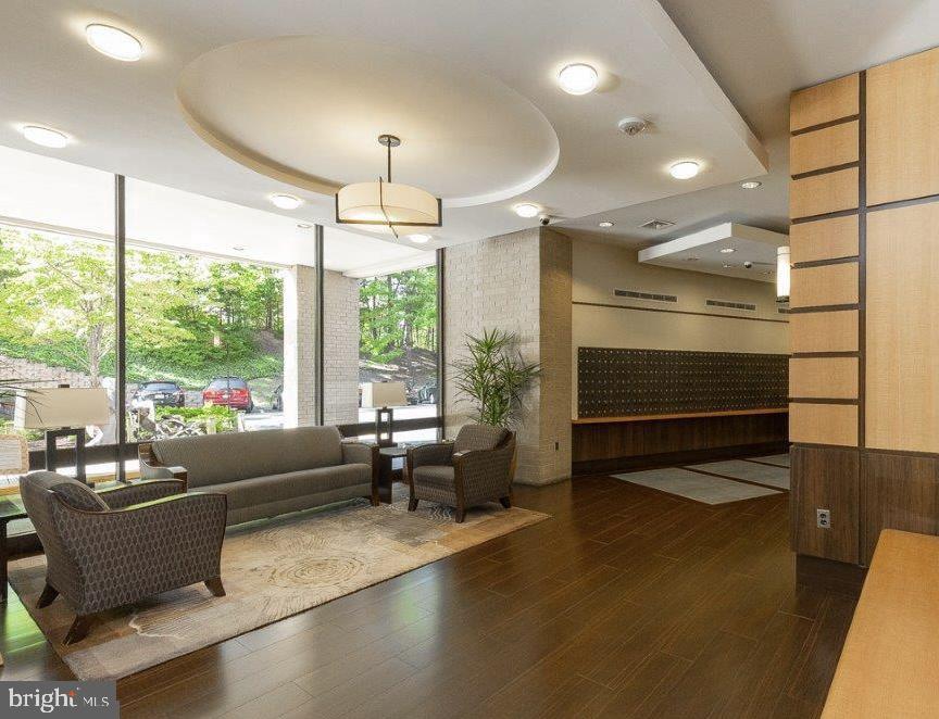 WATERGATE AT LANDMARK - Residential