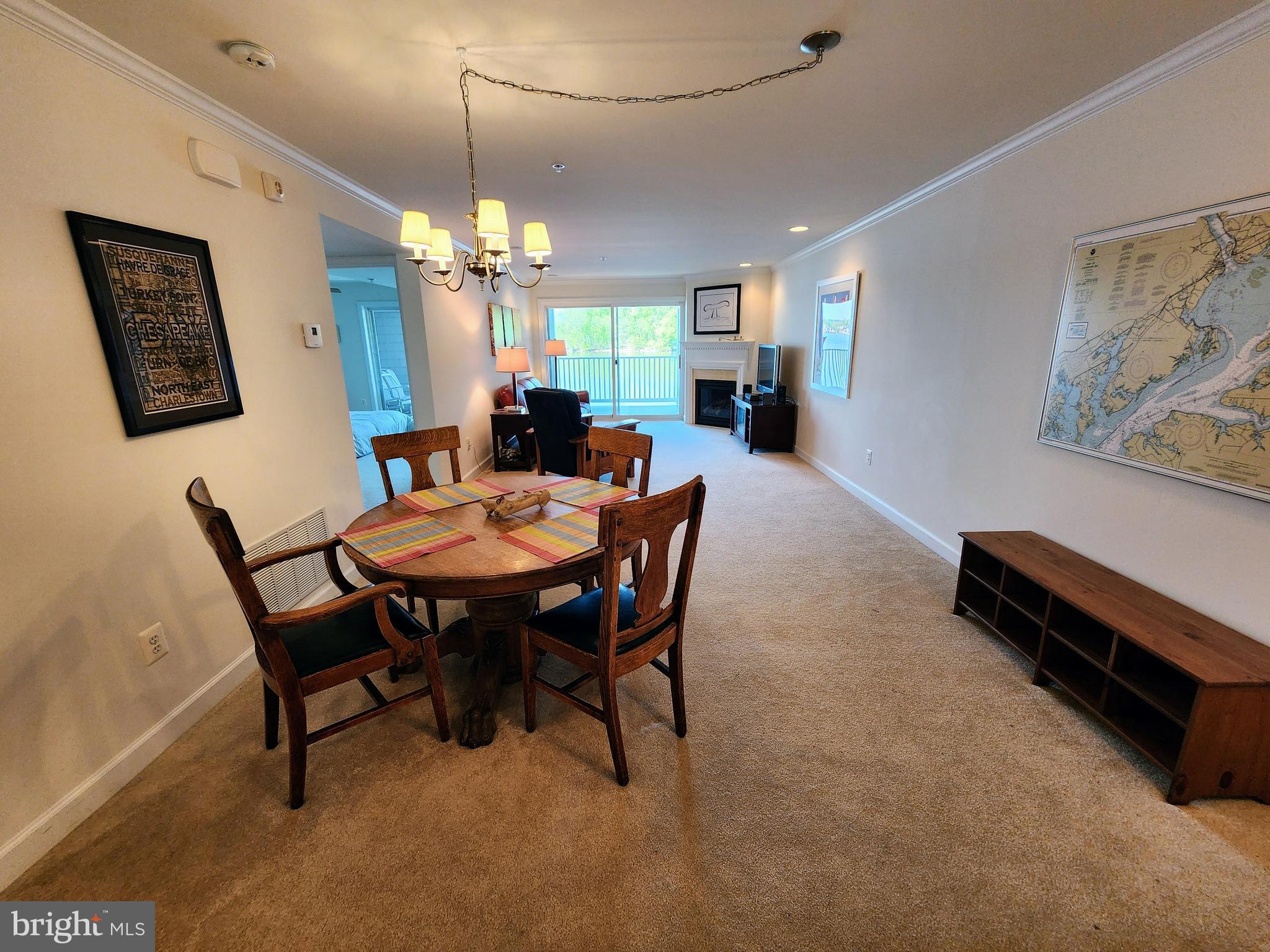 24 MCMULLENS WHARF 2C