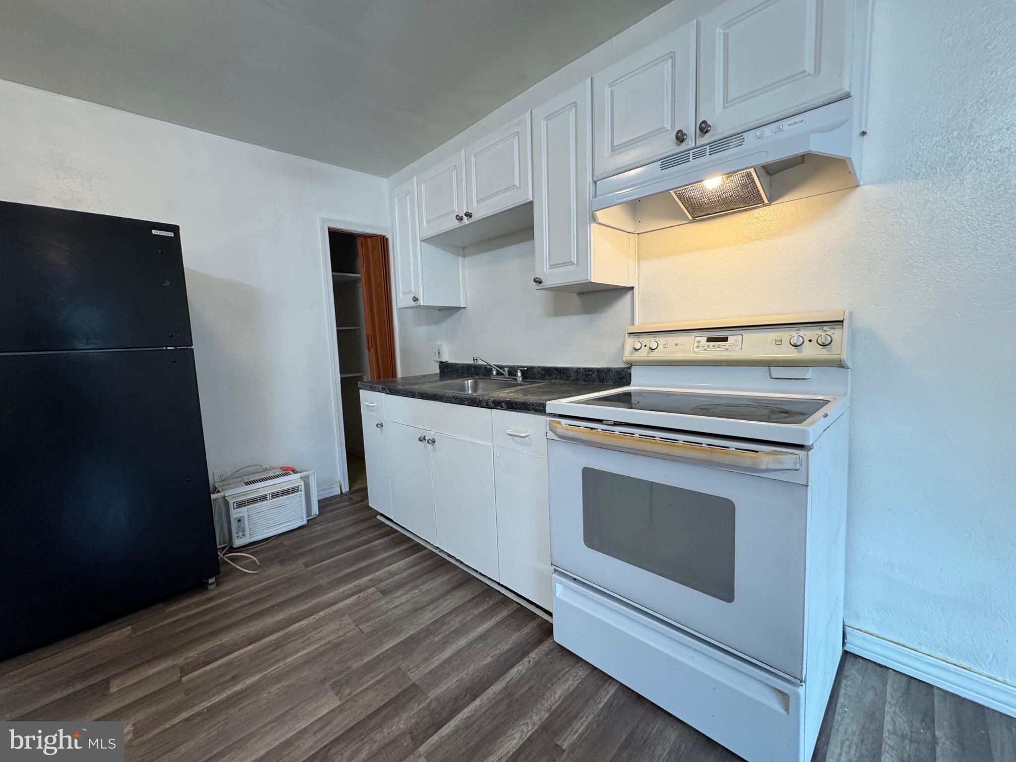 FERNWOOD - Residential Lease