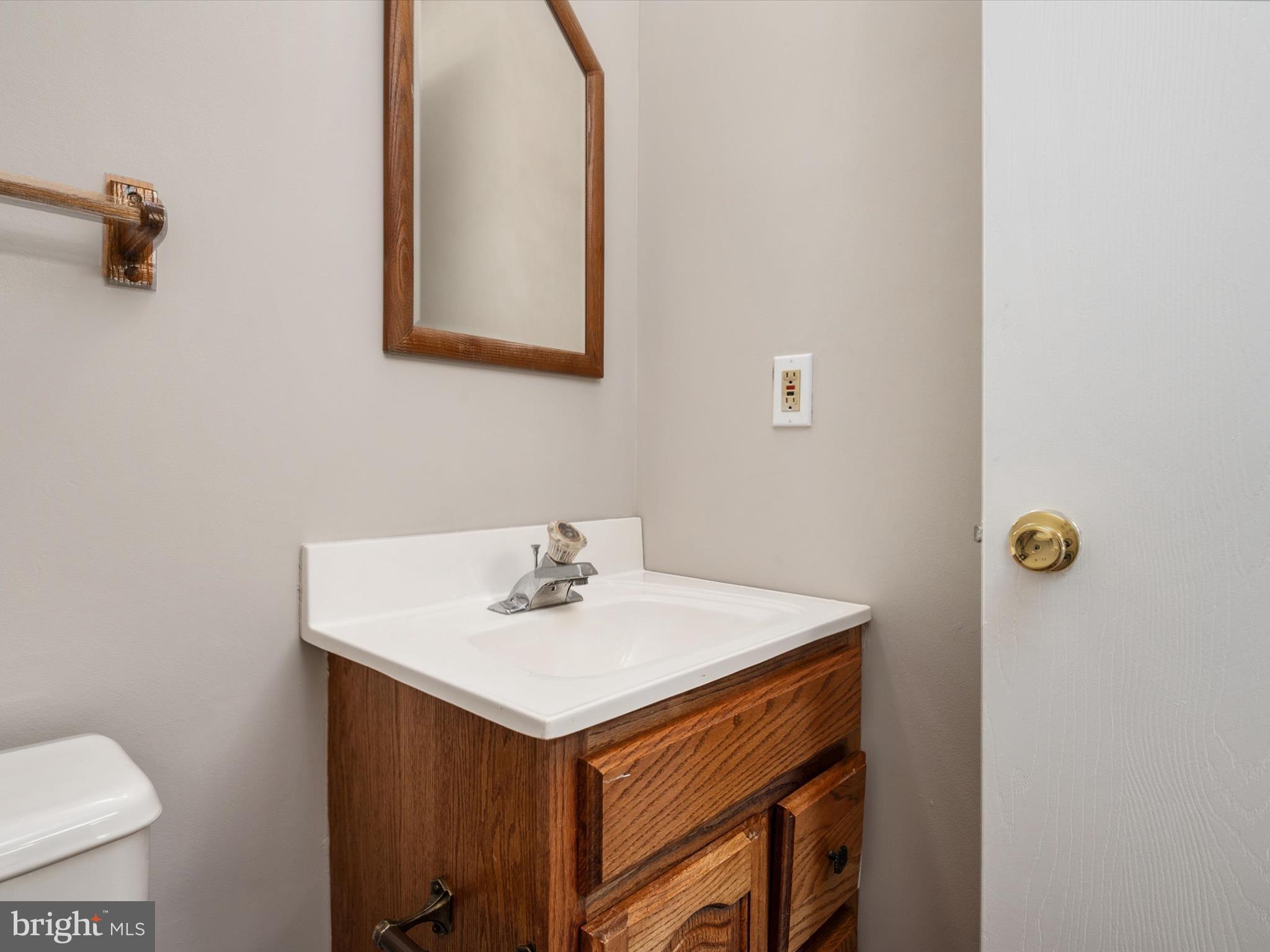 MOUNT AUGUSTINE - Residential