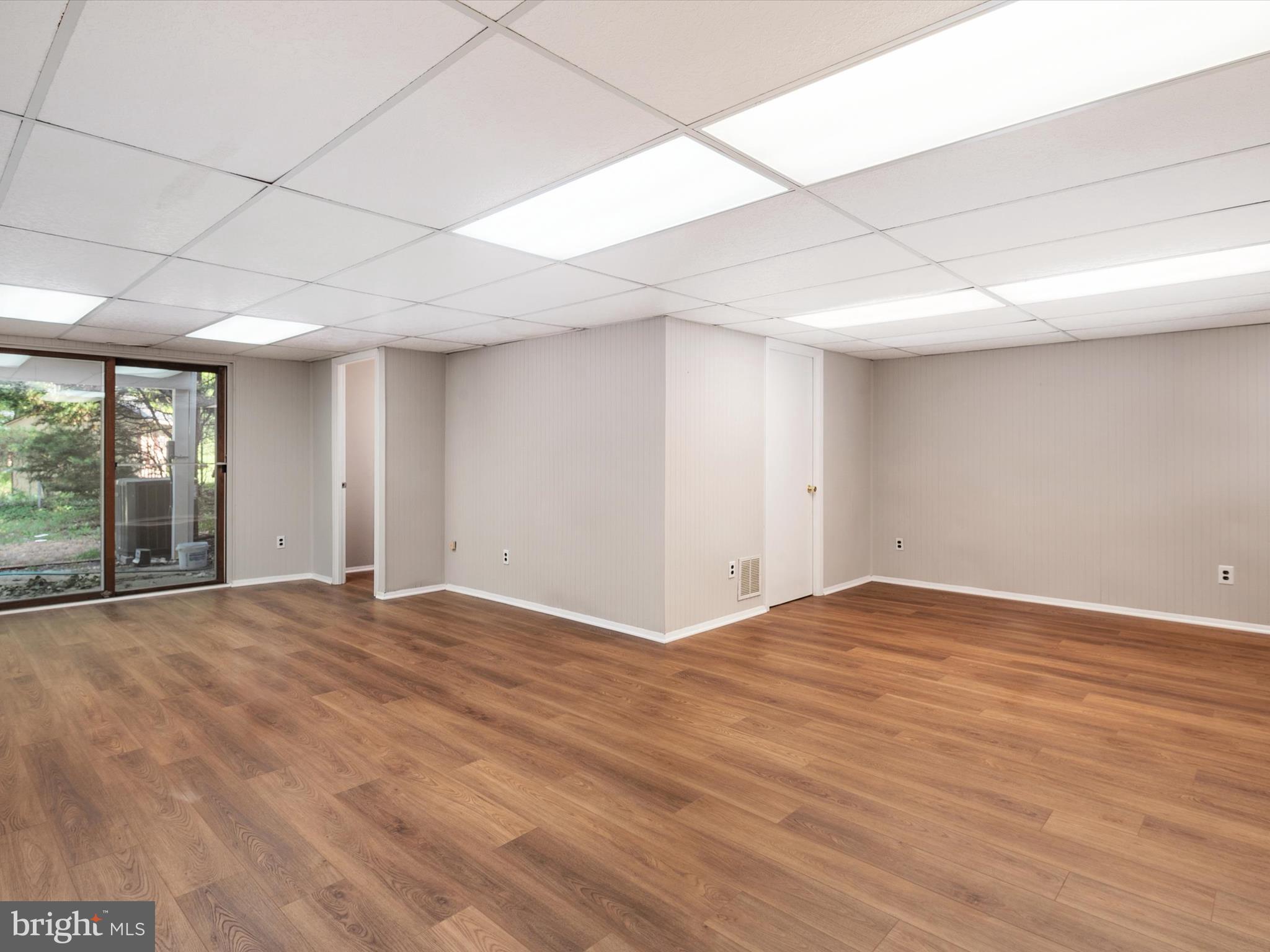 MOUNT AUGUSTINE - Residential