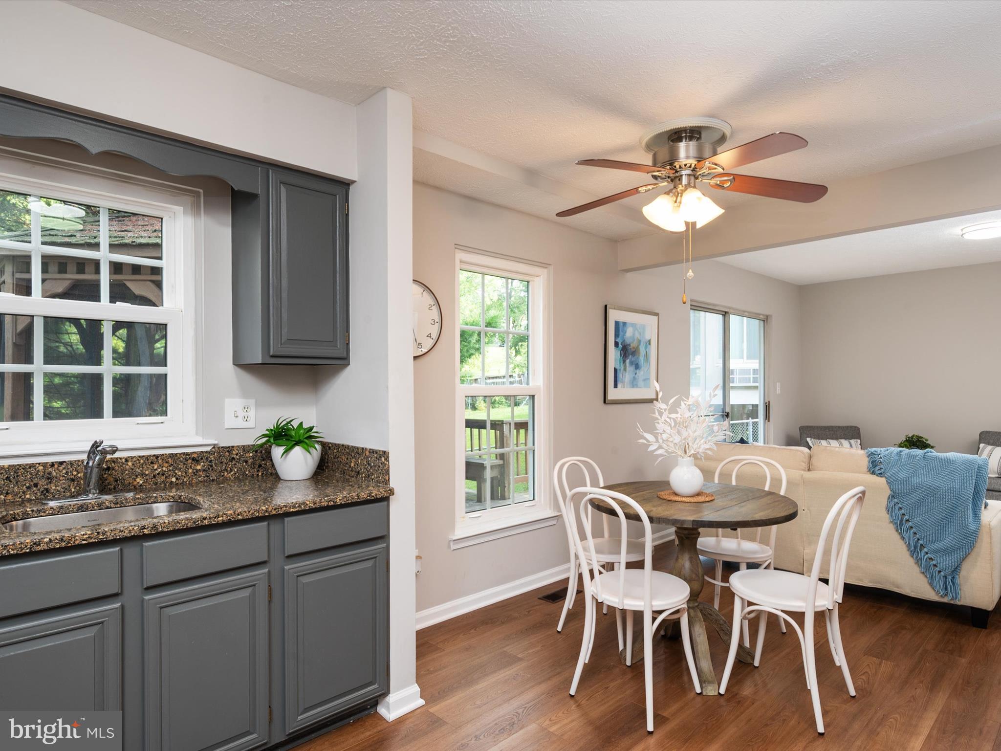 MOUNT AUGUSTINE - Residential