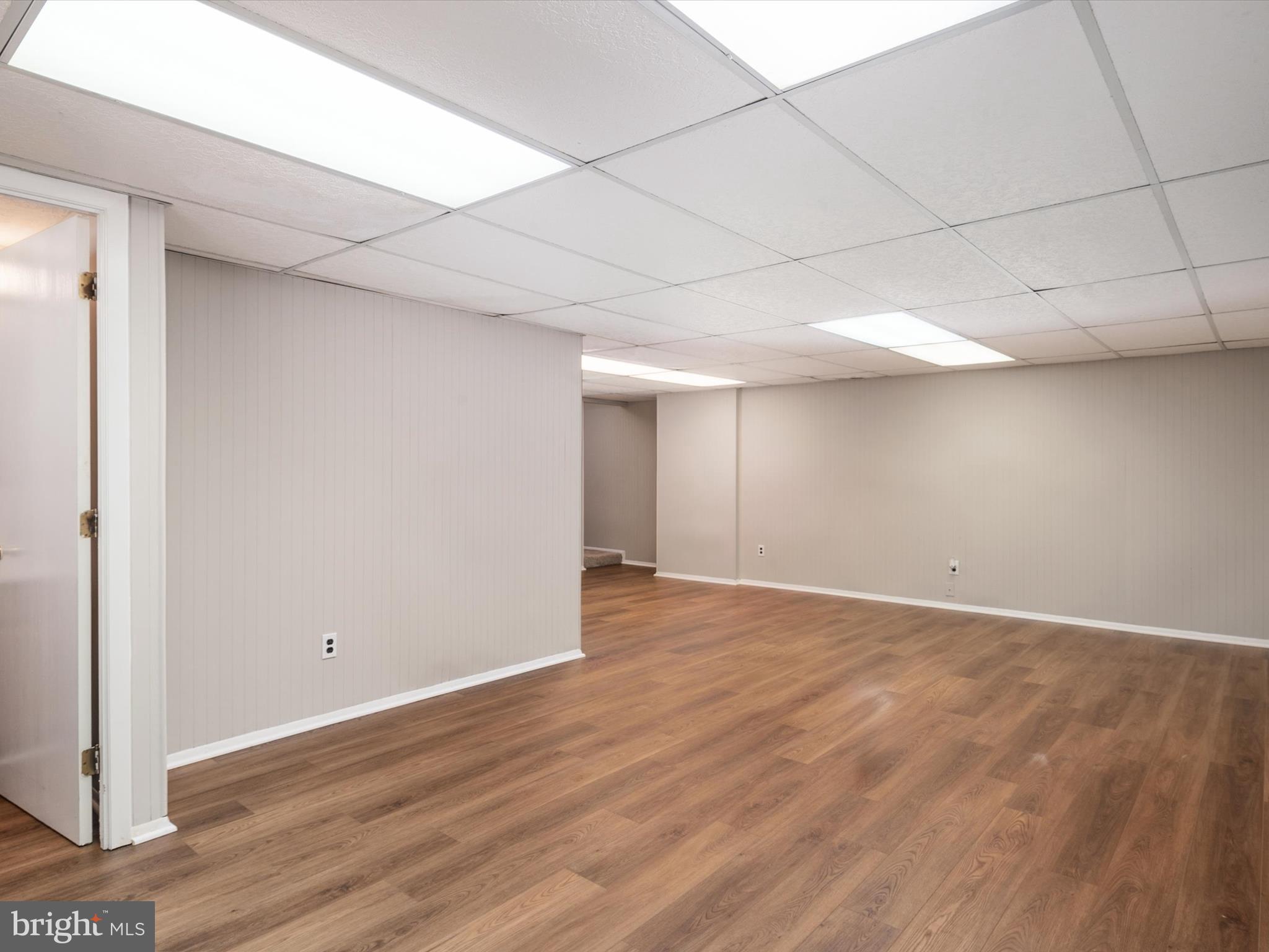 MOUNT AUGUSTINE - Residential