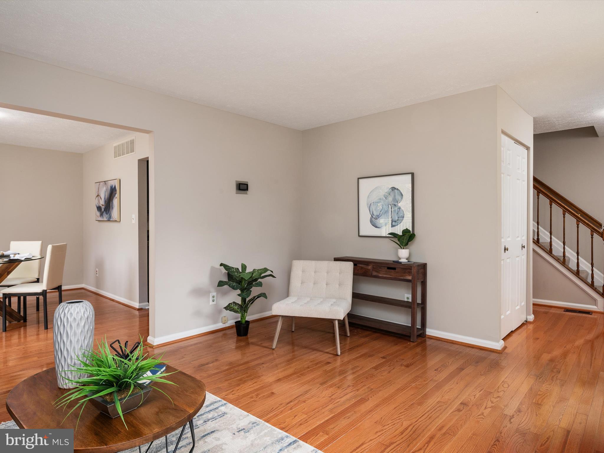 MOUNT AUGUSTINE - Residential