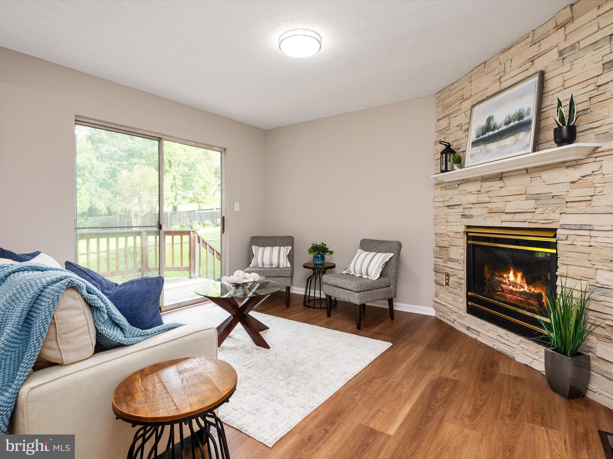 MOUNT AUGUSTINE - Residential