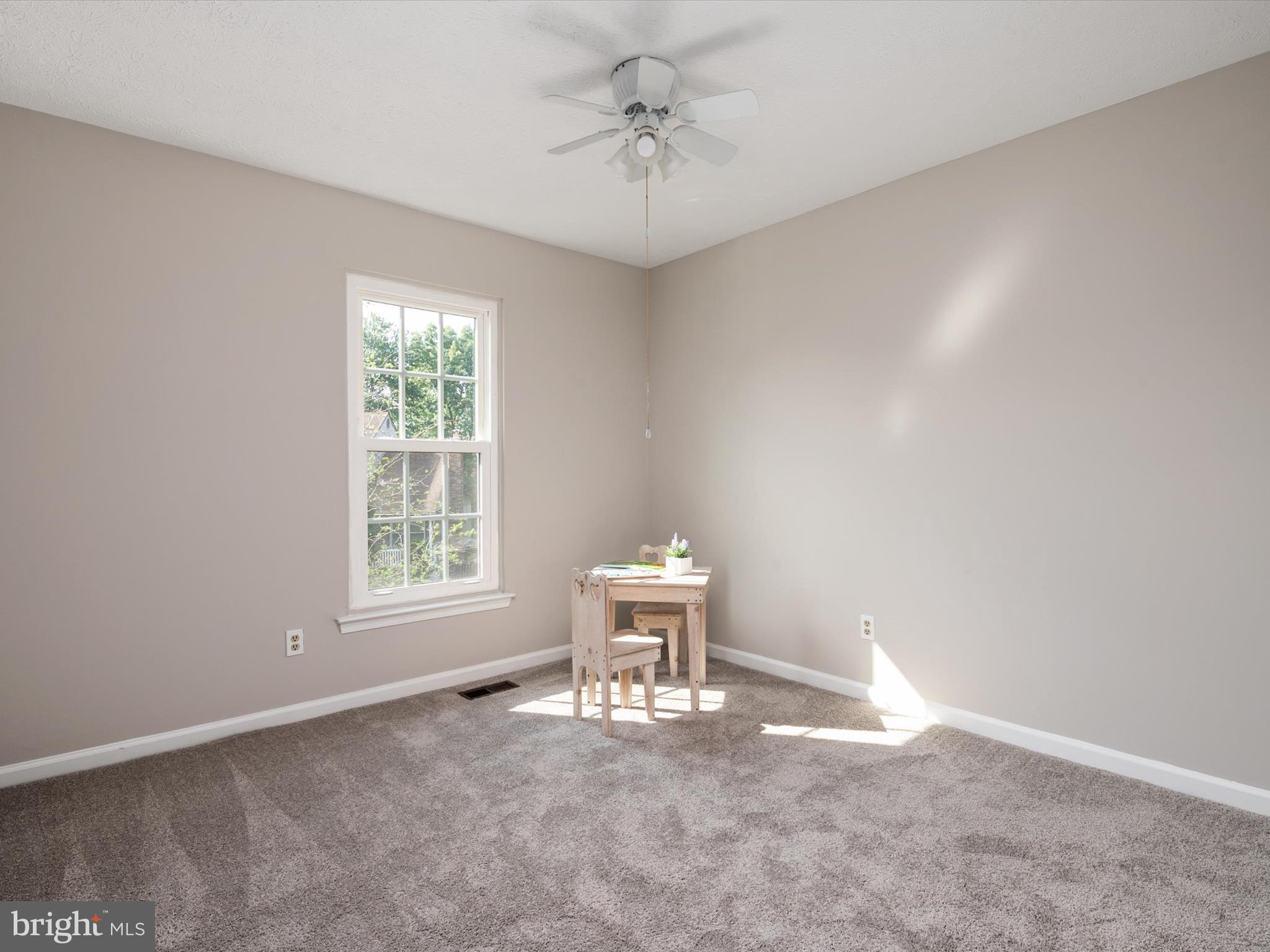 MOUNT AUGUSTINE - Residential