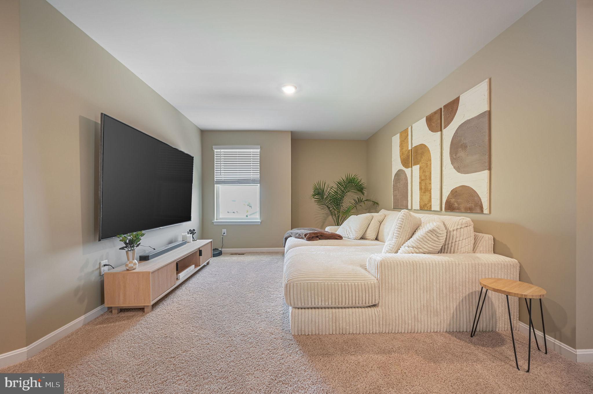 TIDBURY CROSSING - Residential