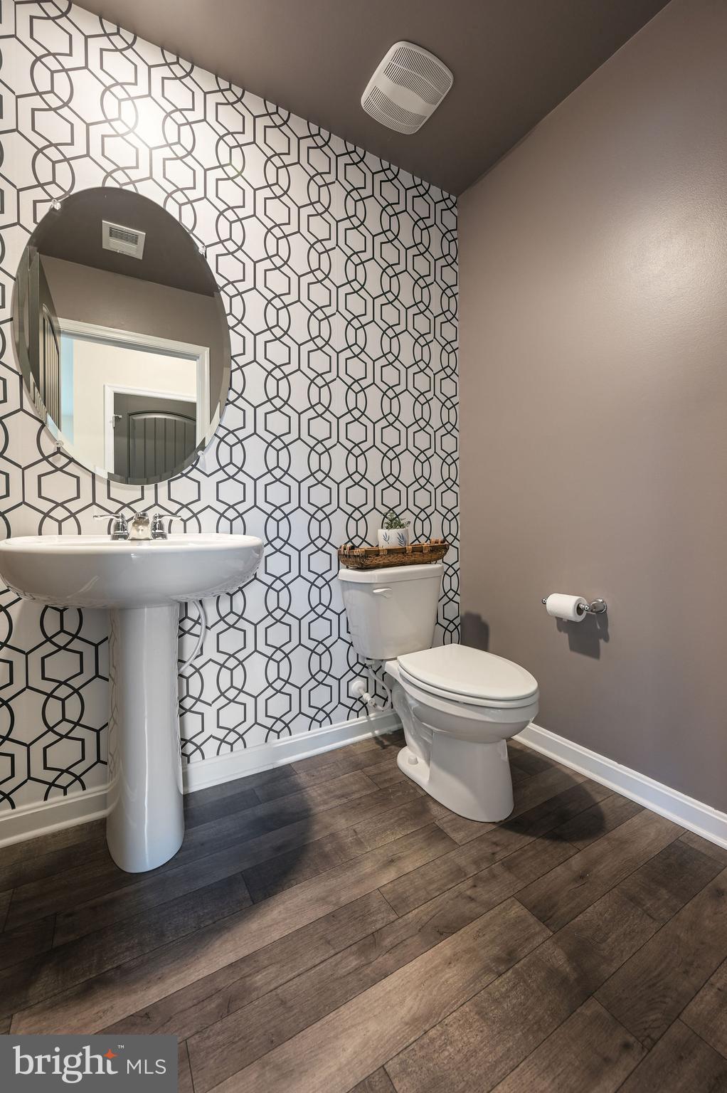 TIDBURY CROSSING - Residential