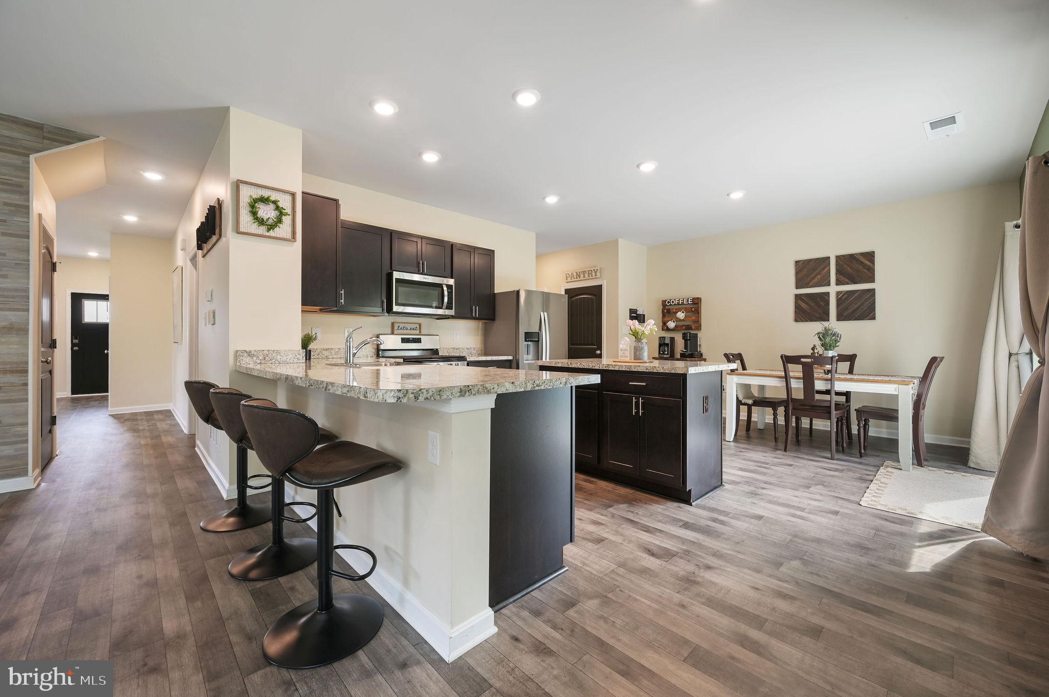 TIDBURY CROSSING - Residential