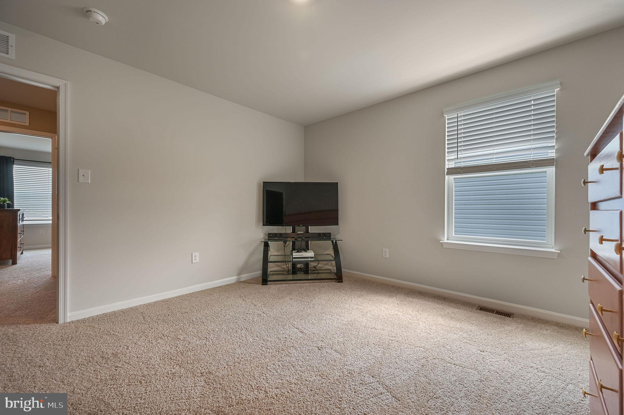 TIDBURY CROSSING - Residential