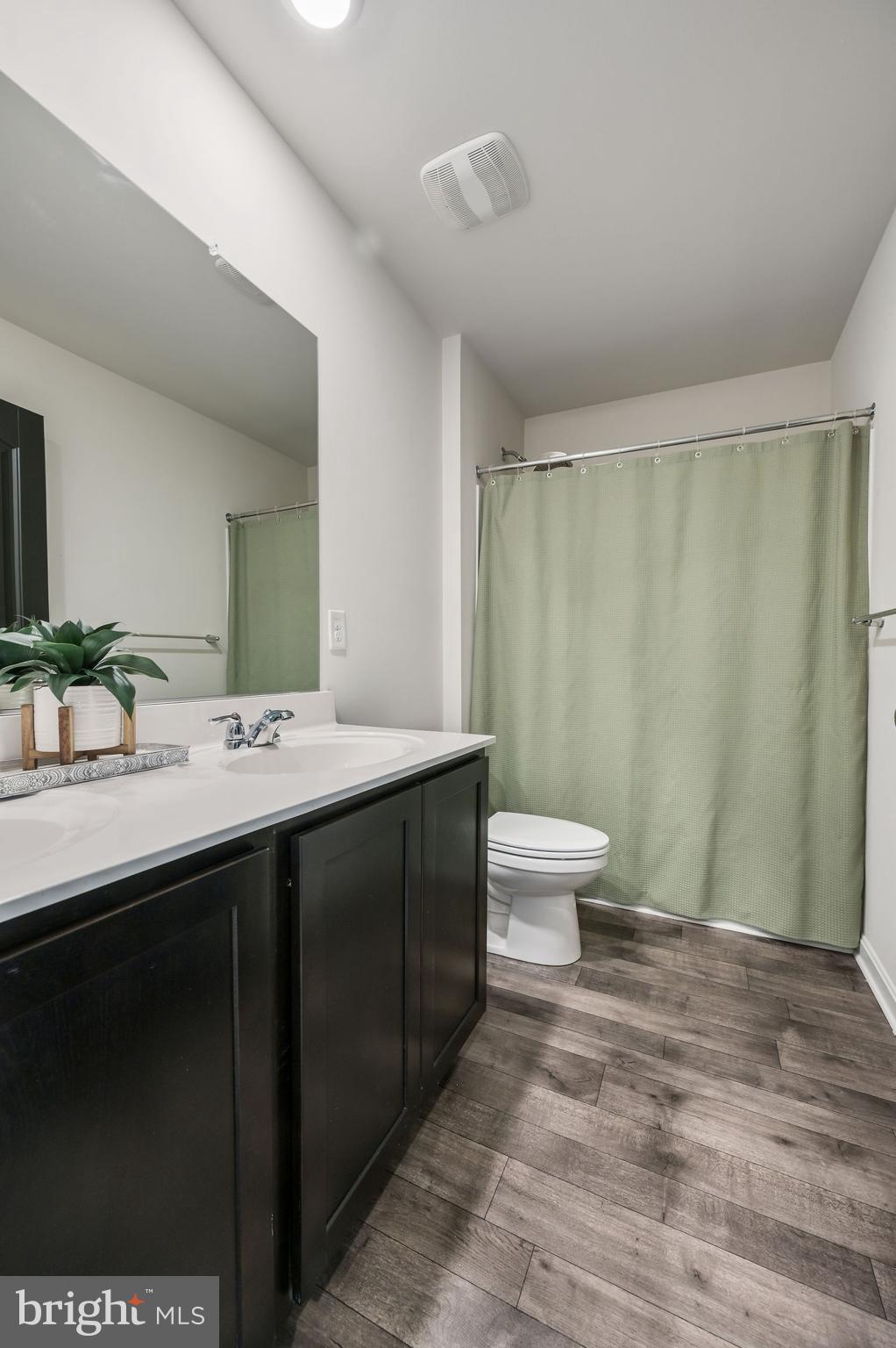 TIDBURY CROSSING - Residential