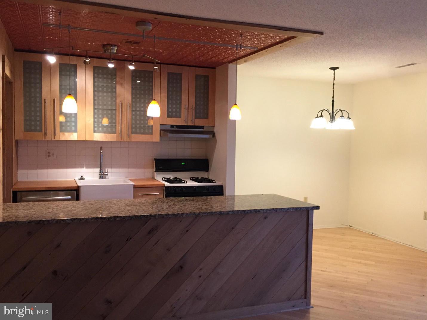 ROCKLAND RUN - Residential Lease