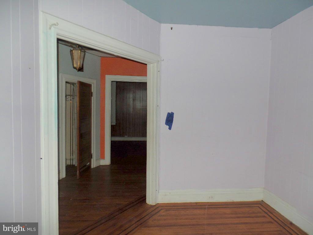 WAVERLY - Residential