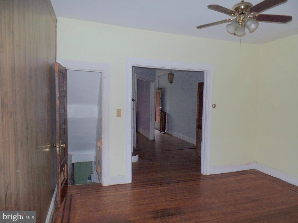 WAVERLY - Residential