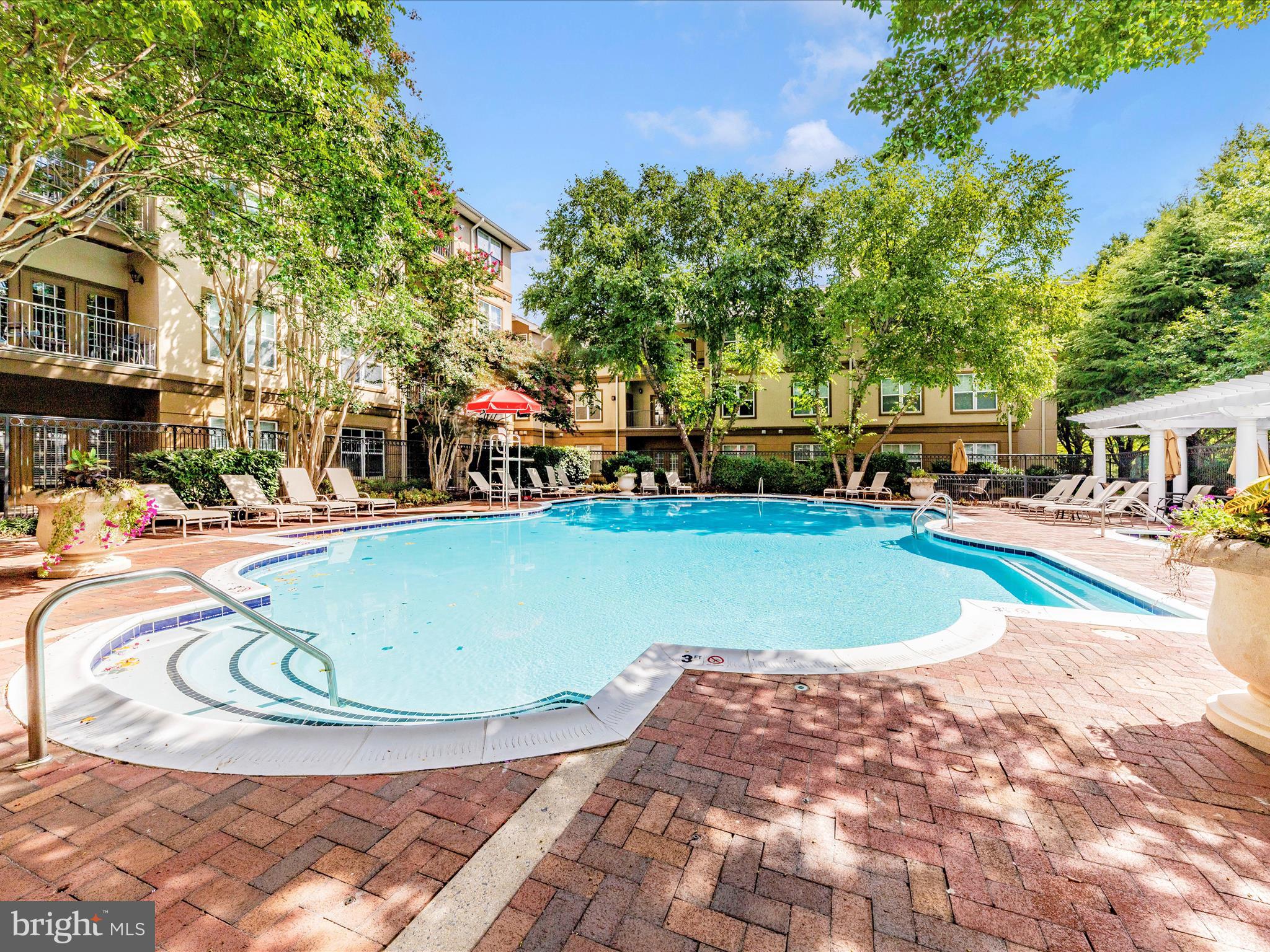 WHITE FLINT STATION - Residential