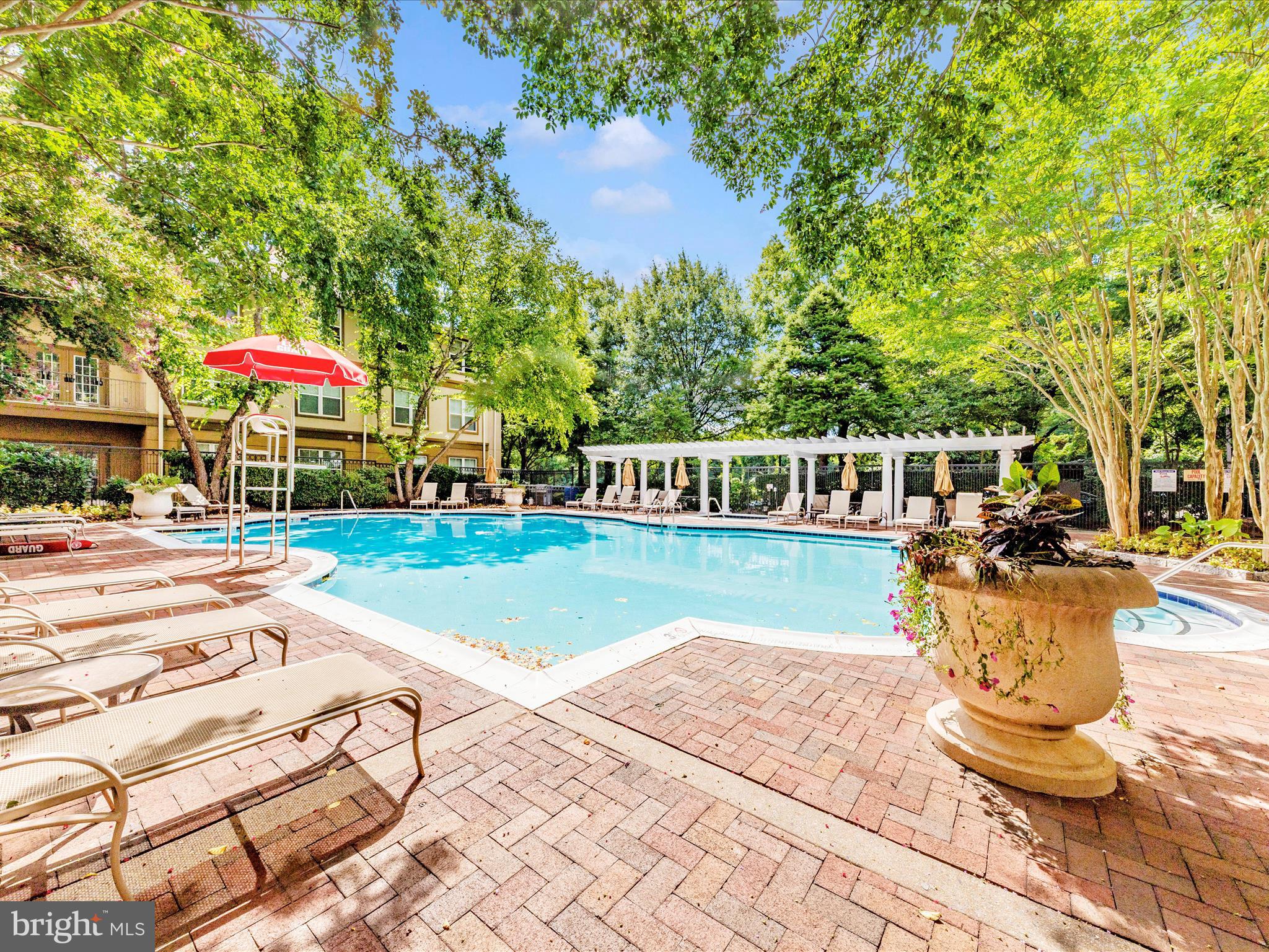 WHITE FLINT STATION - Residential