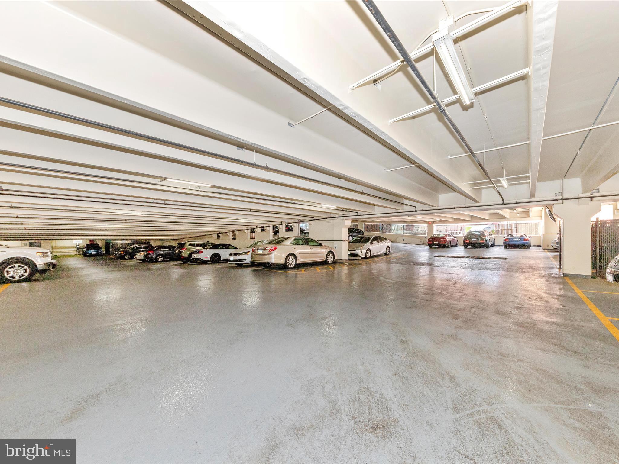 WHITE FLINT STATION - Residential