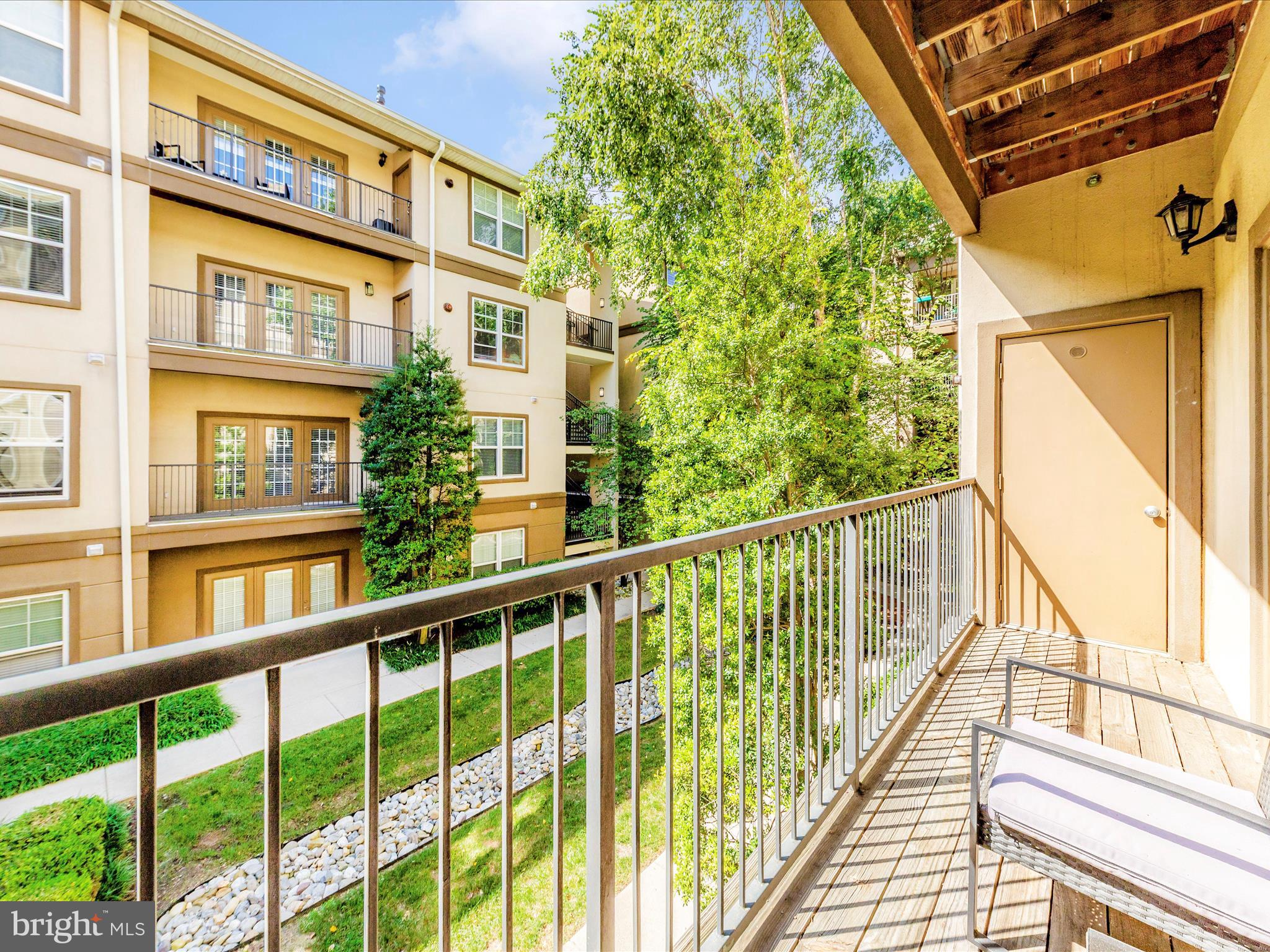 WHITE FLINT STATION - Residential